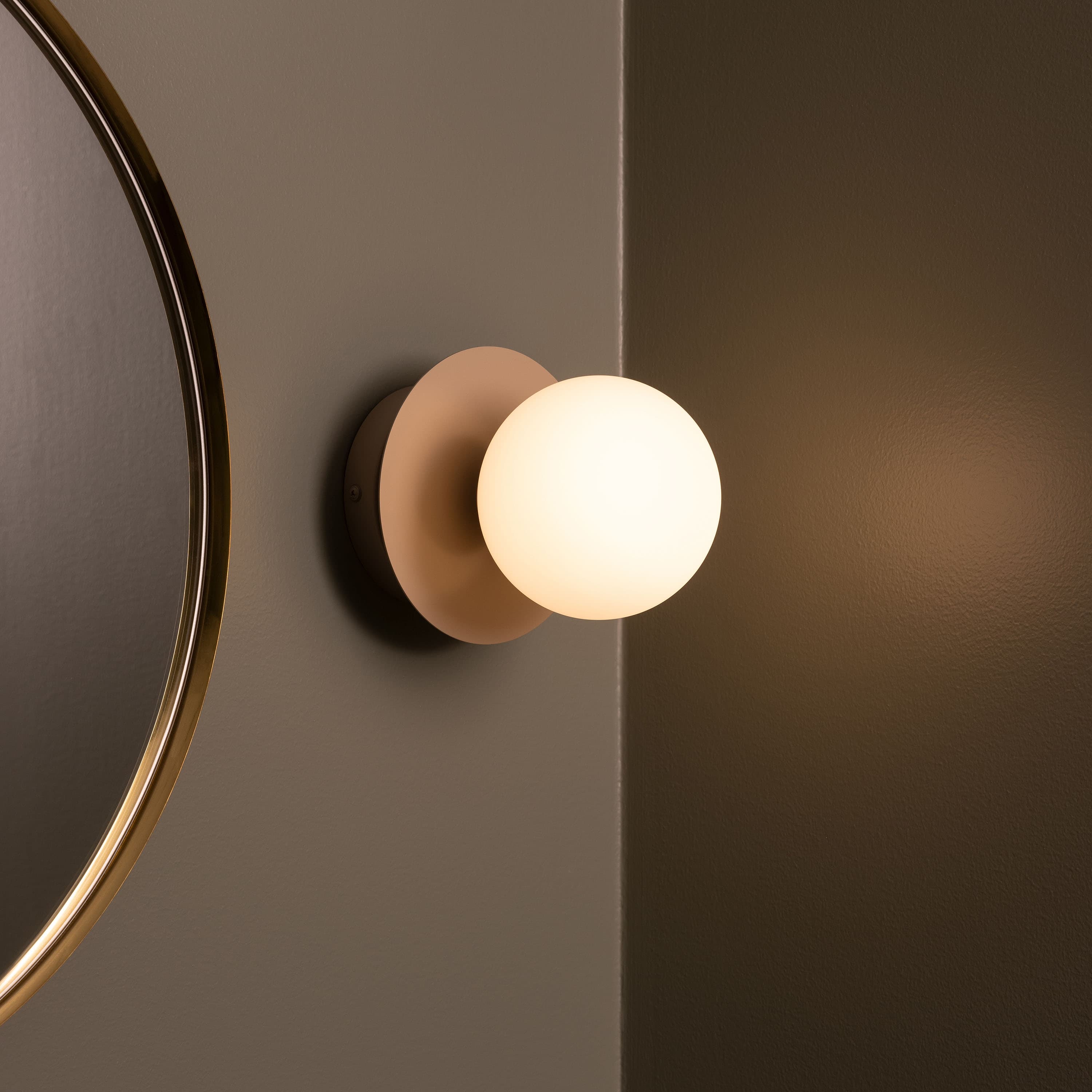 Art Deco Wandleuchte/Deckenleuchte Schlamm/Weiß Ø16