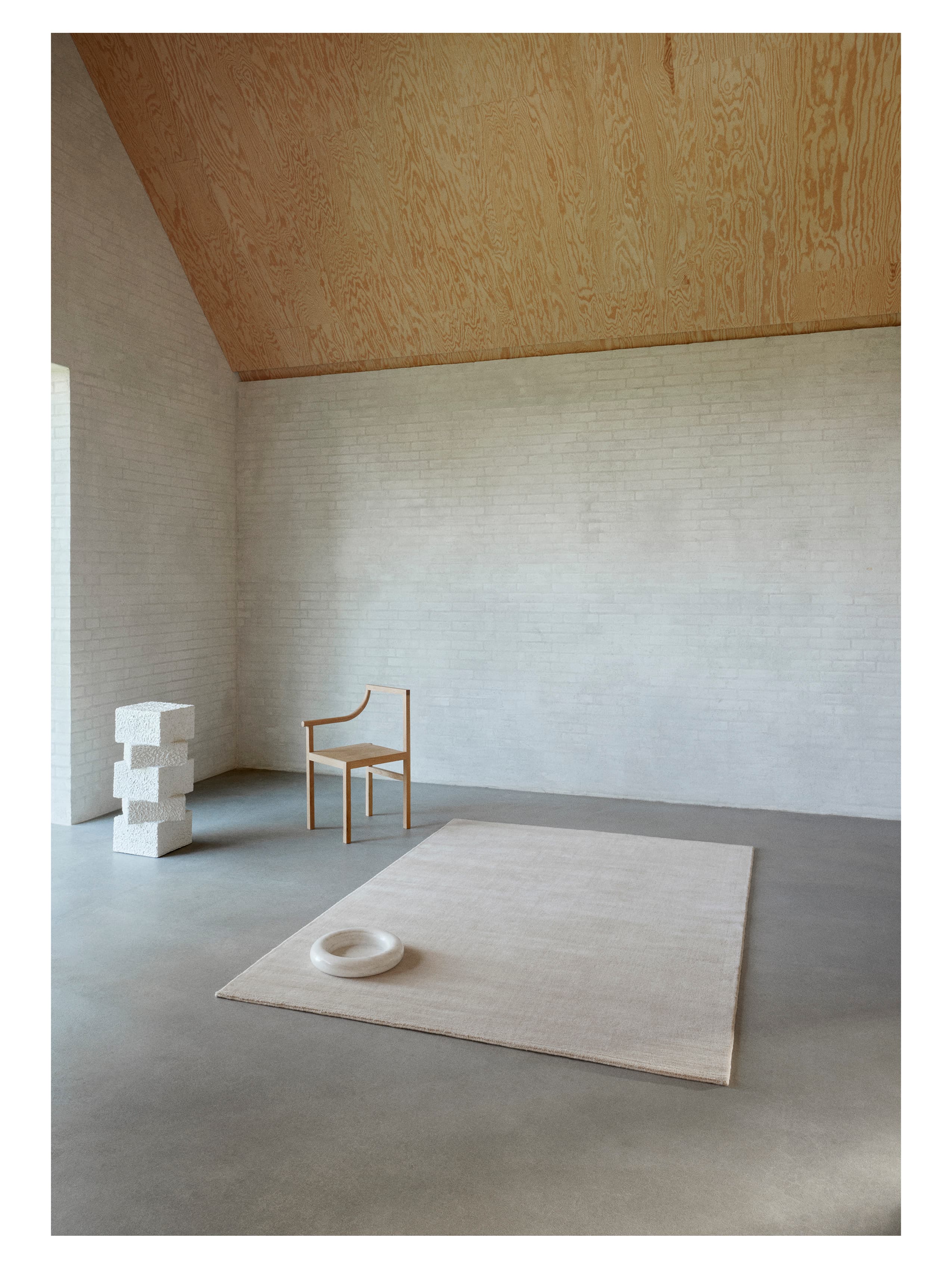 Halo Cloud Wool Rug Moss 250x350
