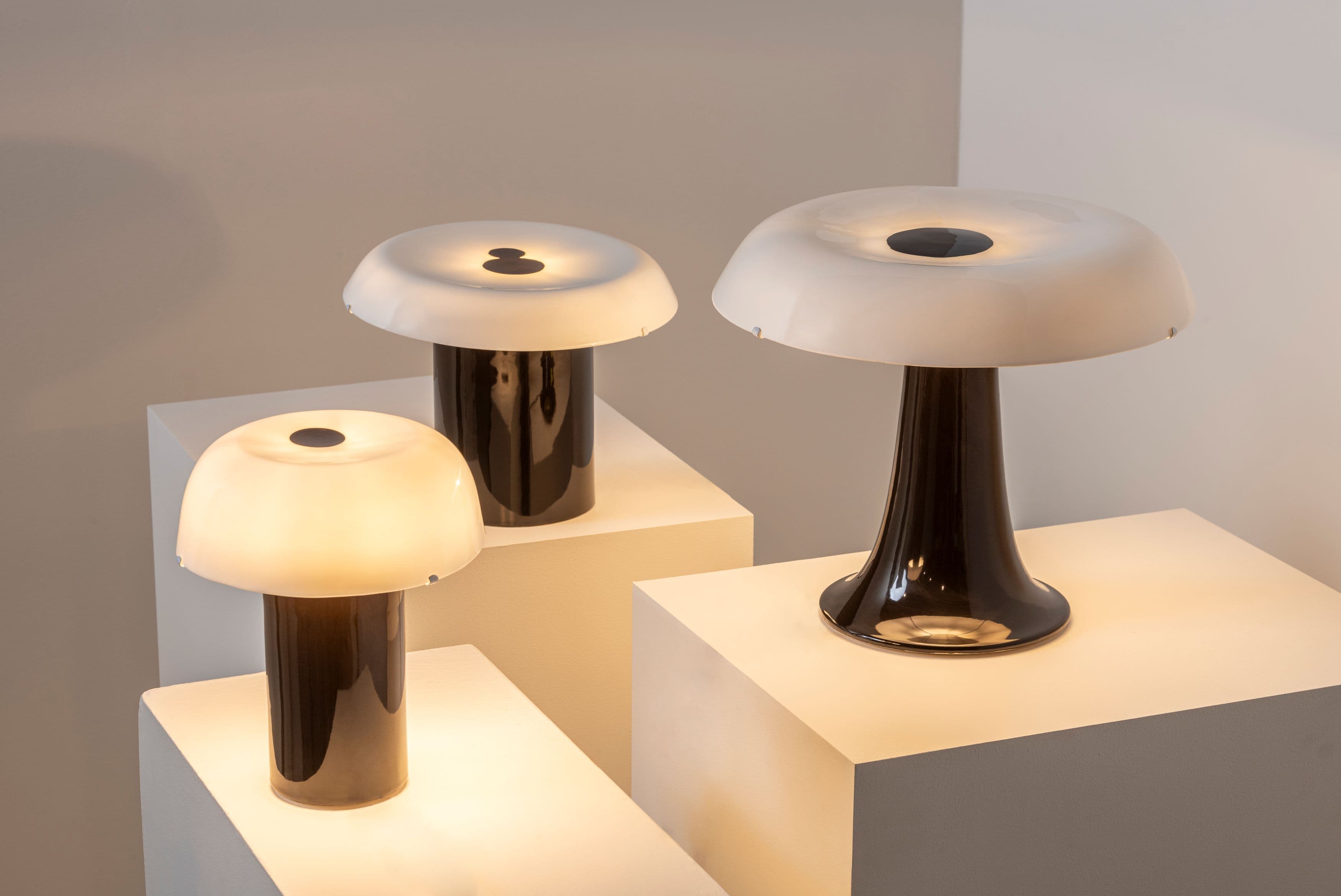 Celine N°1 Table Lamp White/Black
