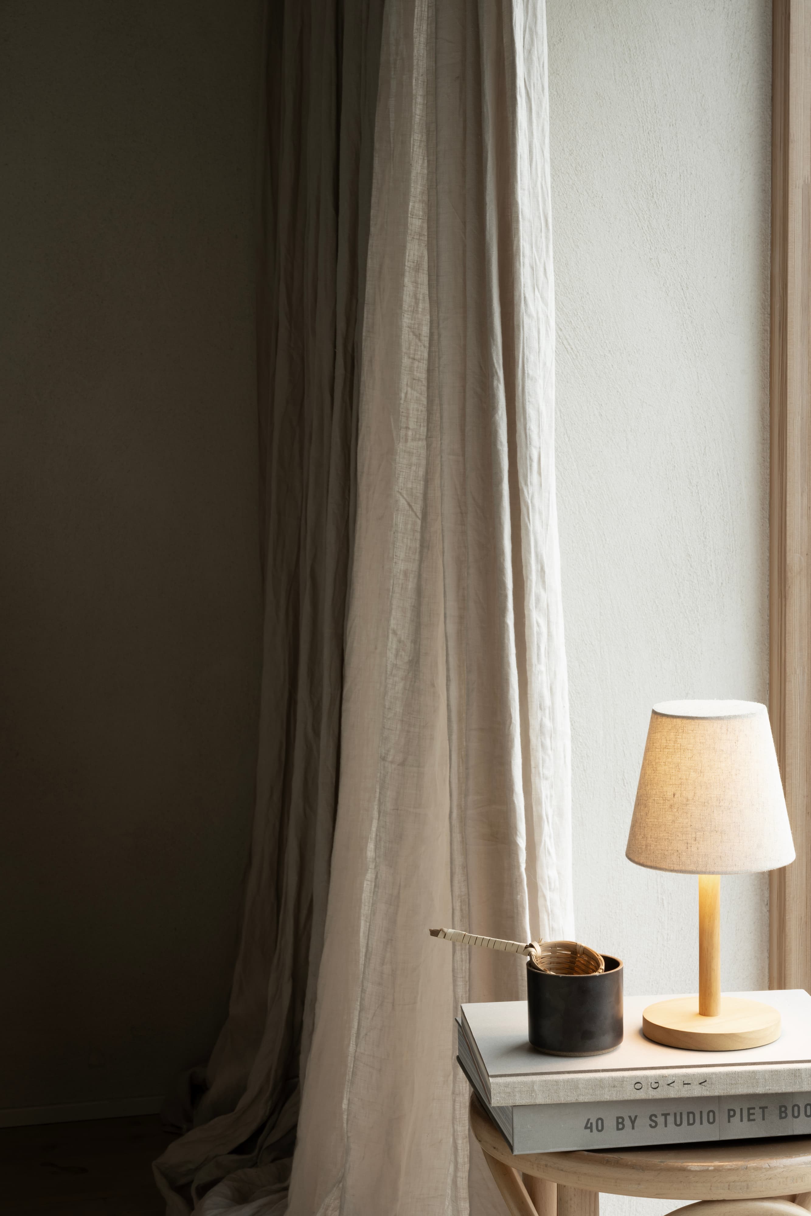 Tess Tragbare Tischlampe Natural 29cm