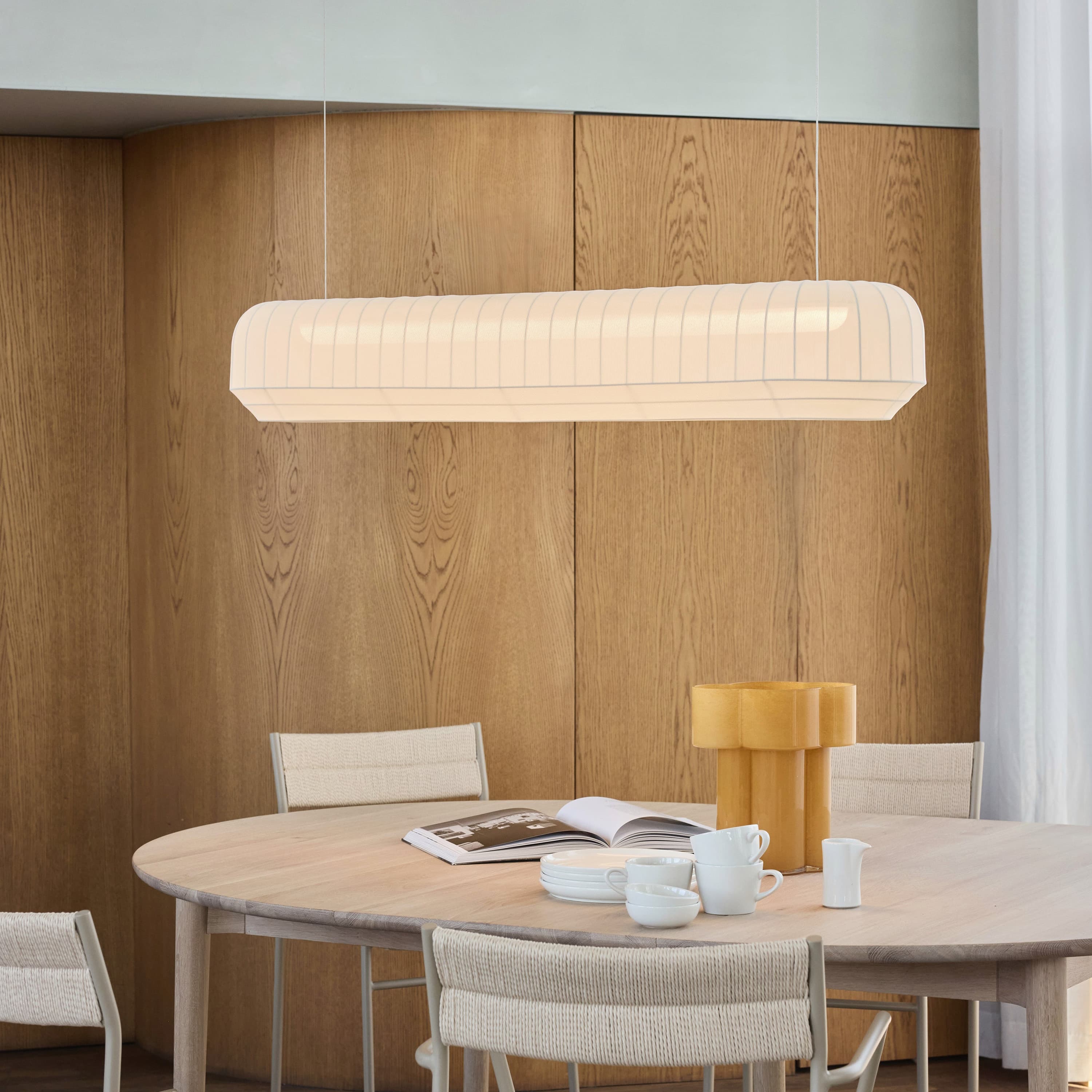 Tradition Taklampa Offwhite