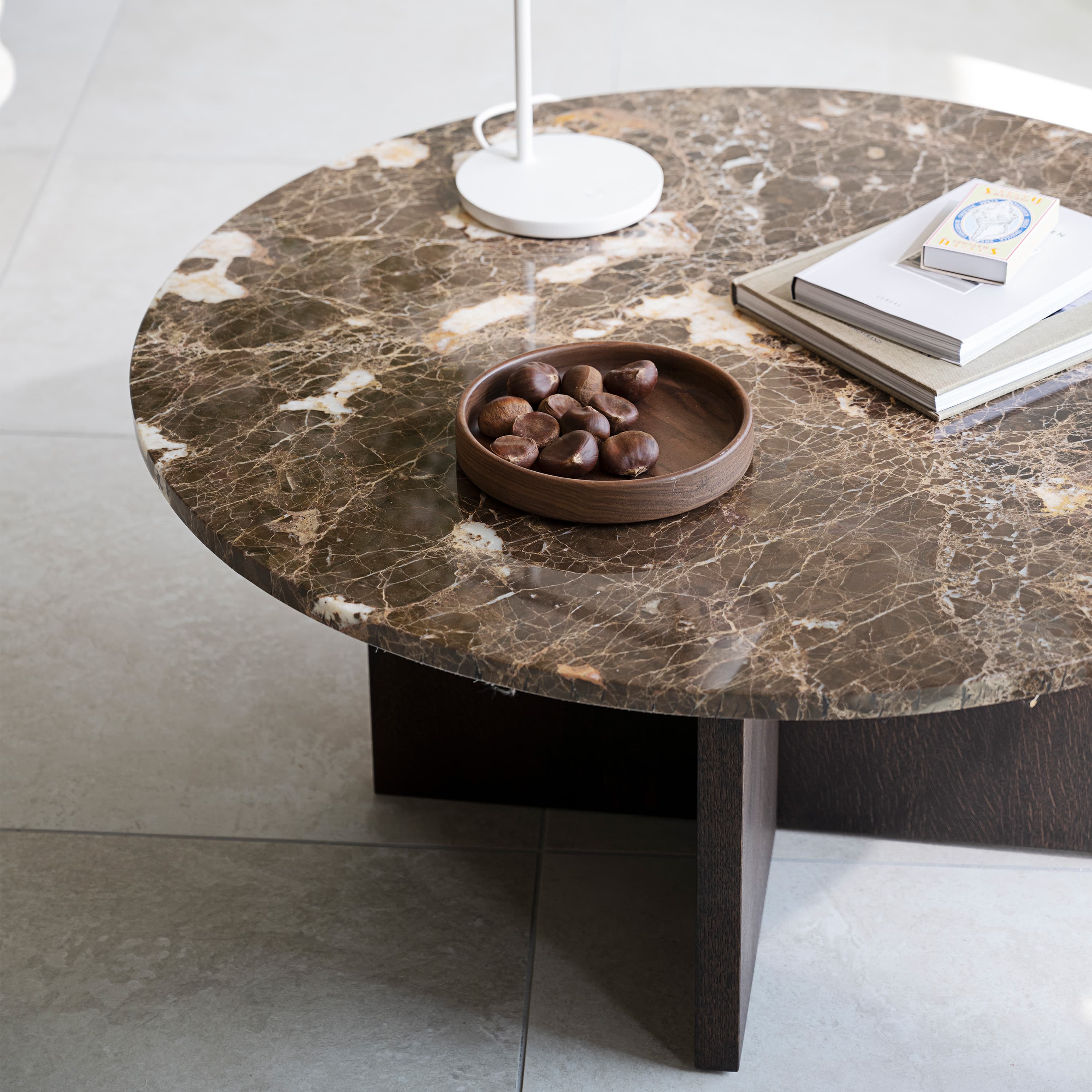 Brooksville Couchtisch Braun Marmor/Eiche Ø90