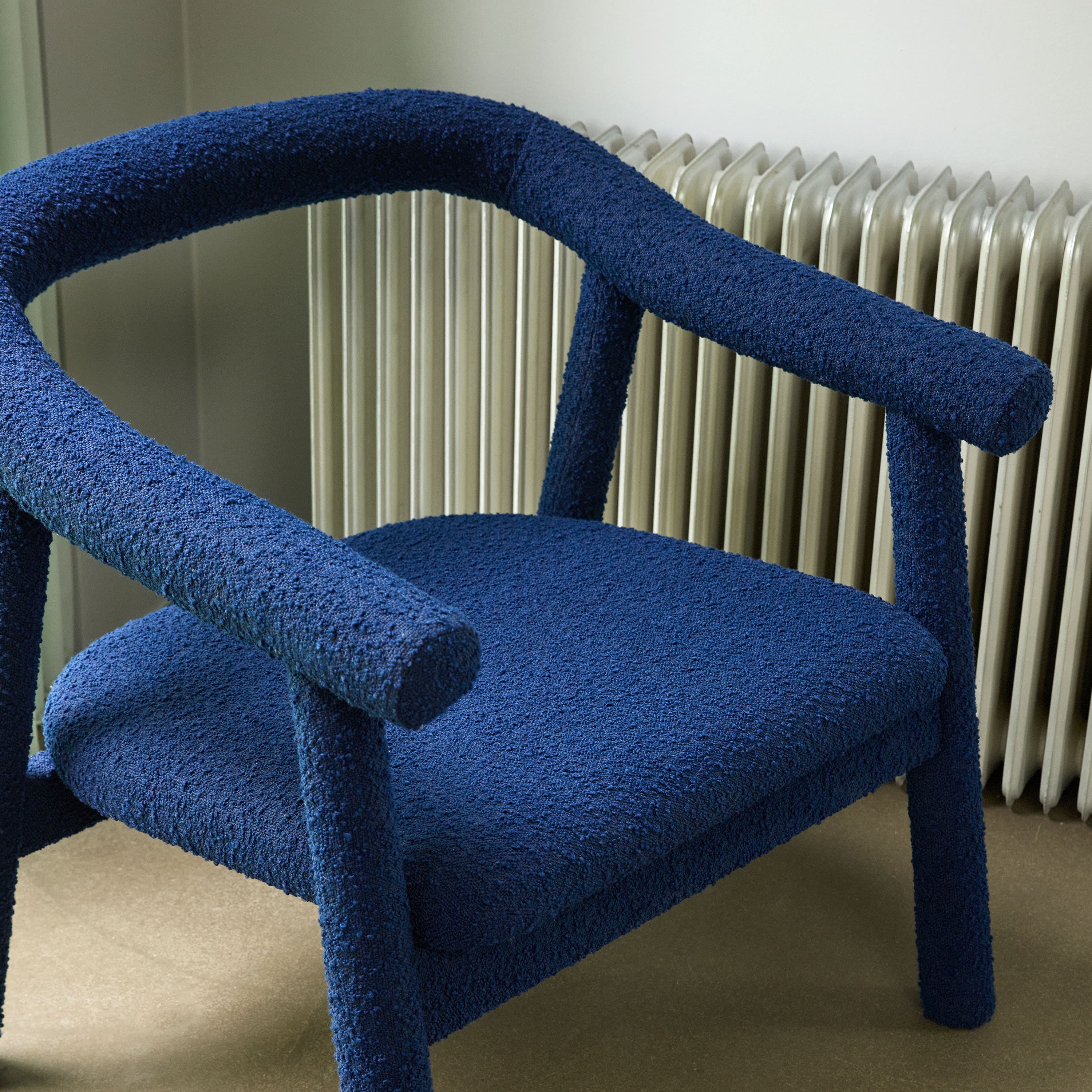 Ouli Lounge Chair Dark Blue