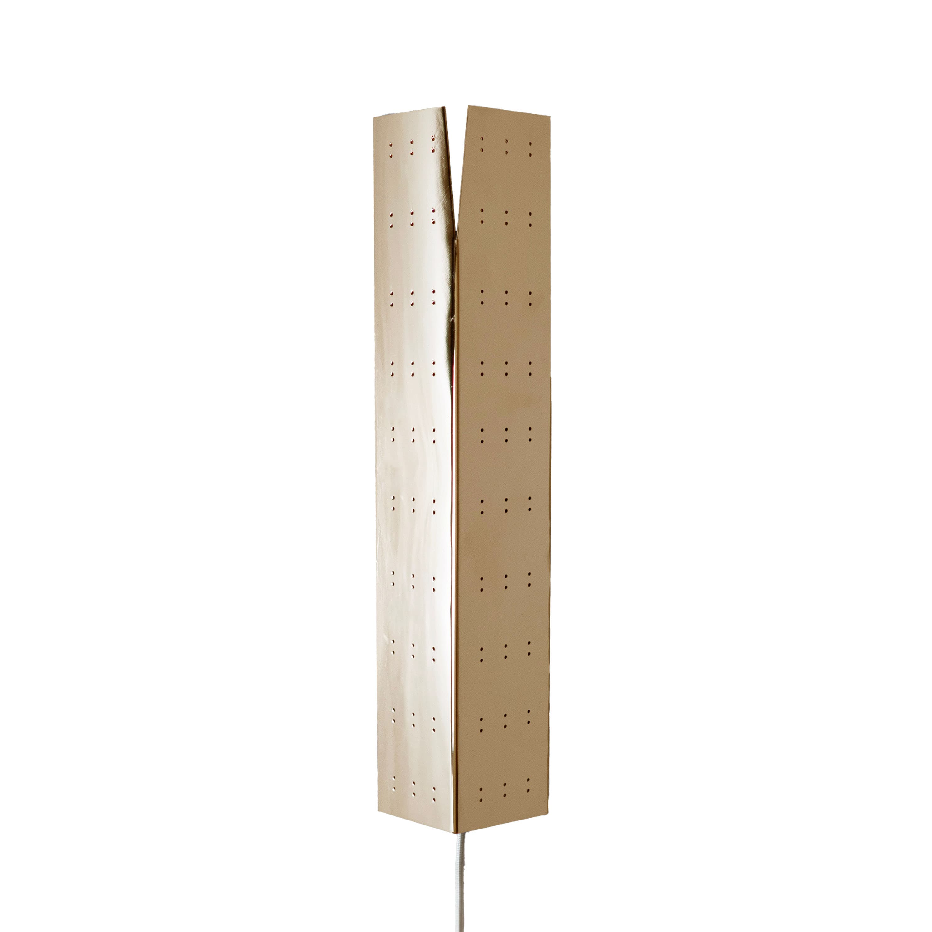 May Vägglampa Brass
