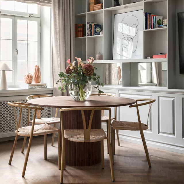 Adele Dining Table Walnut Ø130