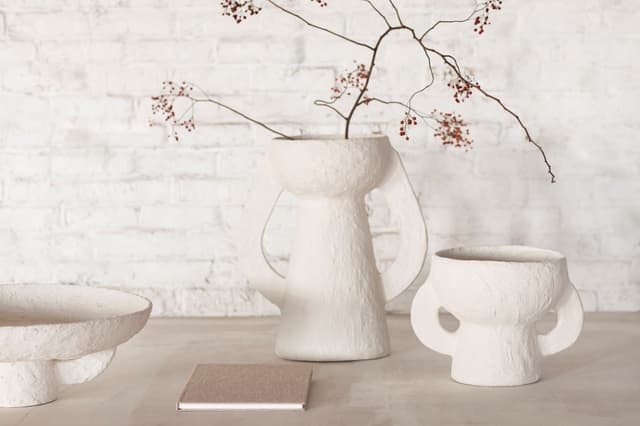 Earth Vase Weiß S