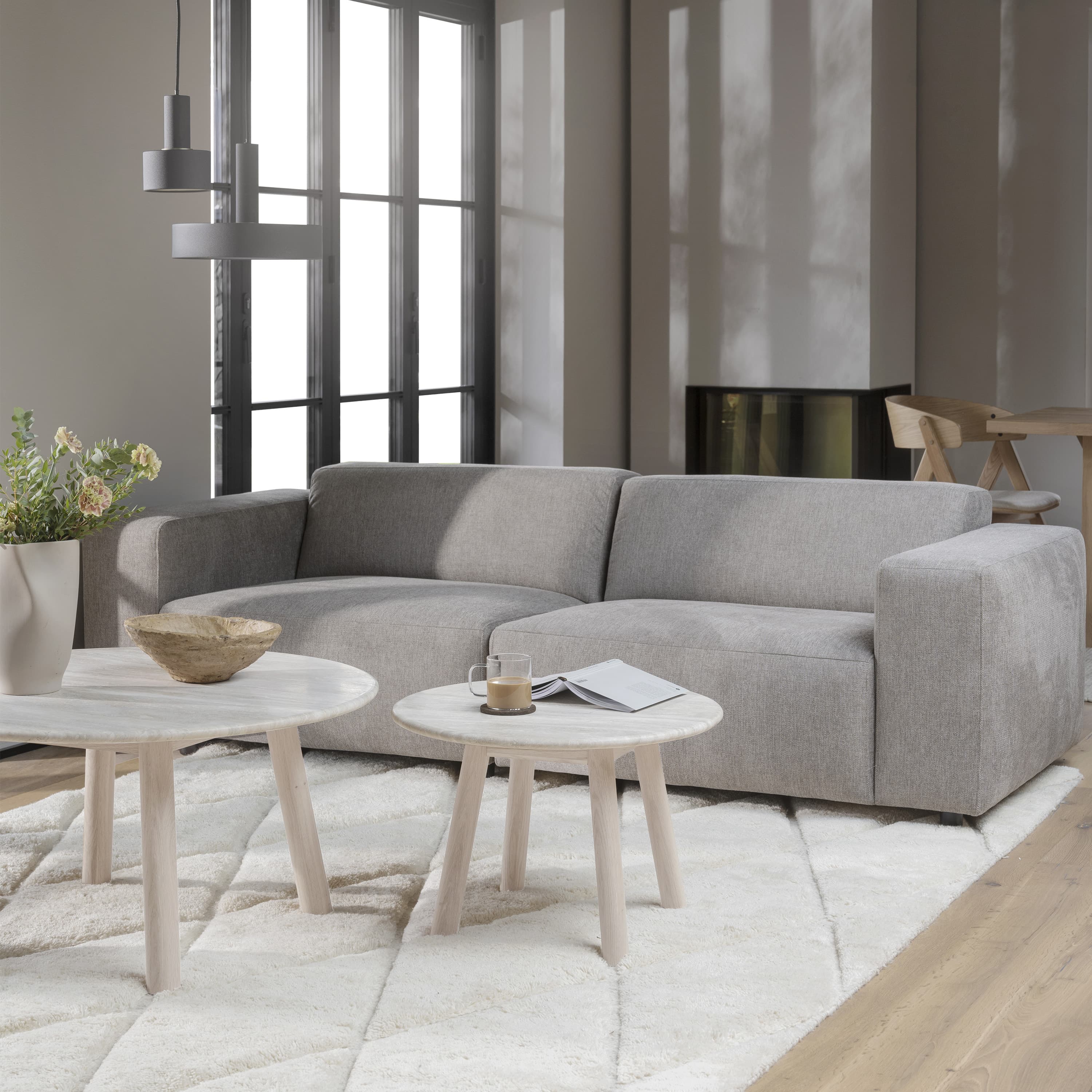 Taransay Coffee Table Beige Travertine/White-pigmented Oak Ø90
