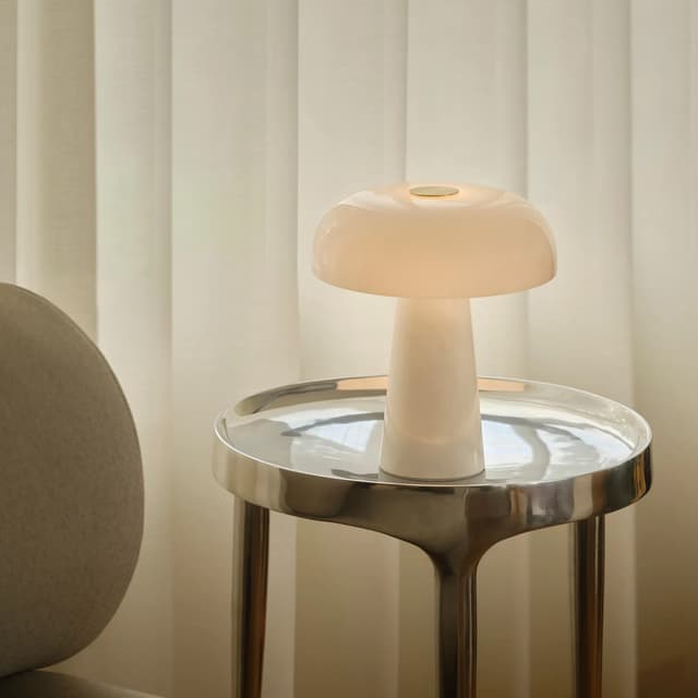 Glossy Mini Table Lamp White 24cm