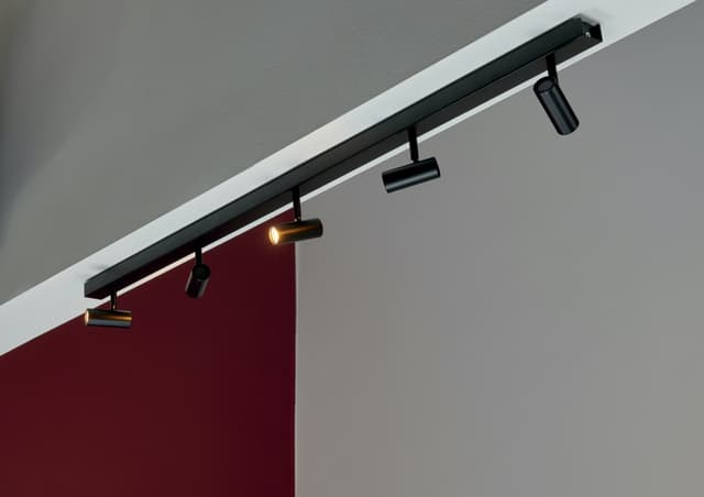 Omari 5-Spot Spotlight Black