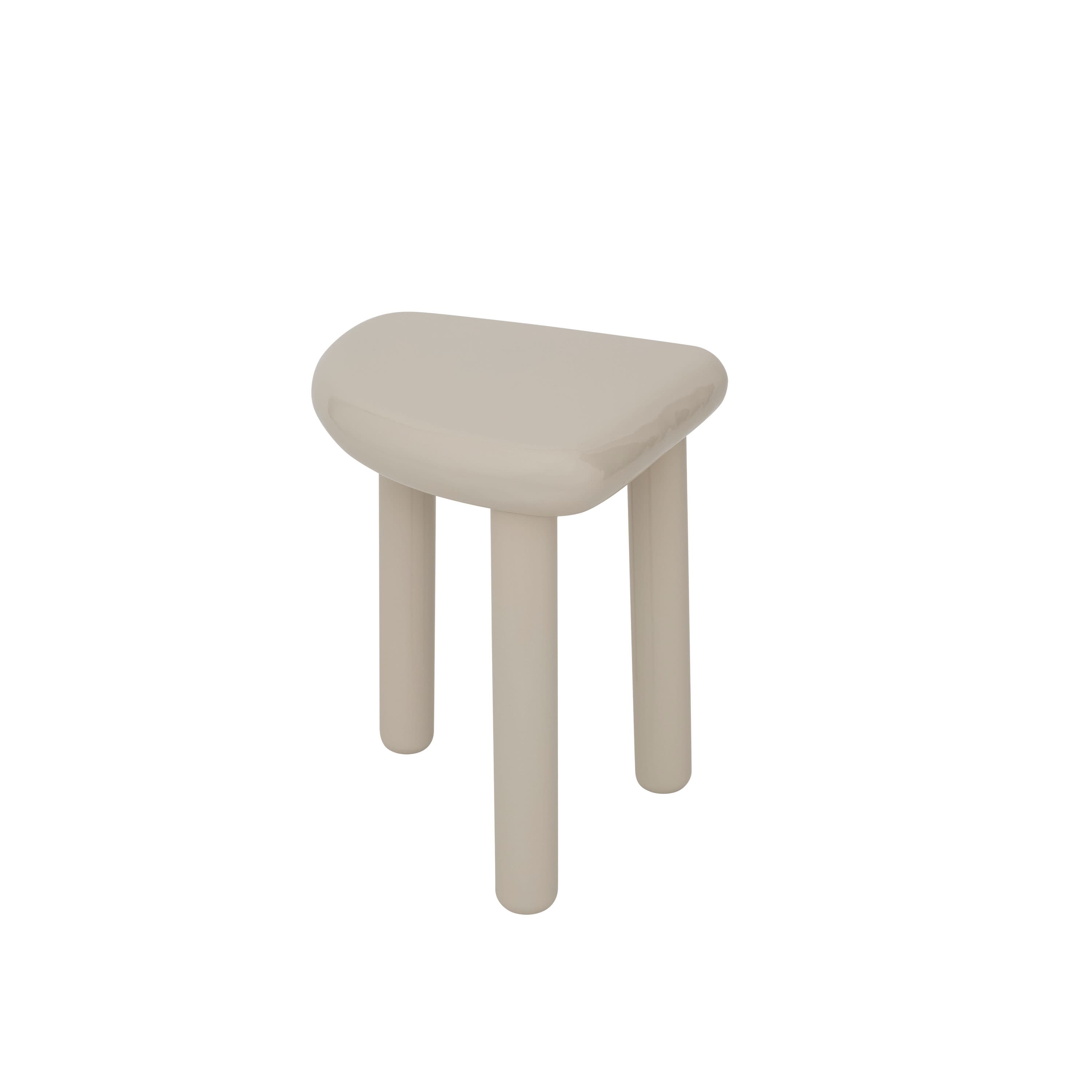 Quarter Side Table Natural 33x39