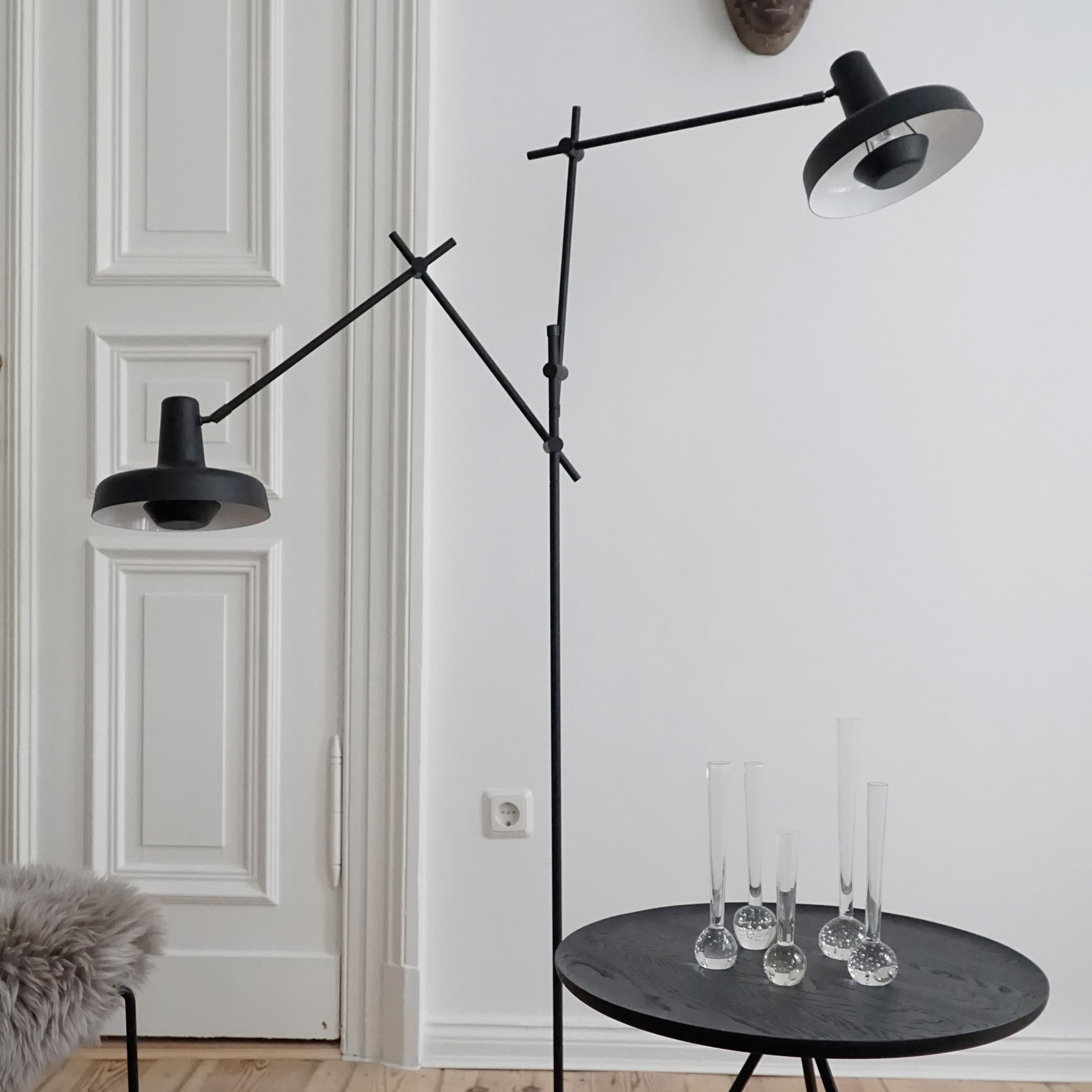 Arigato Floor Lamp Double Black