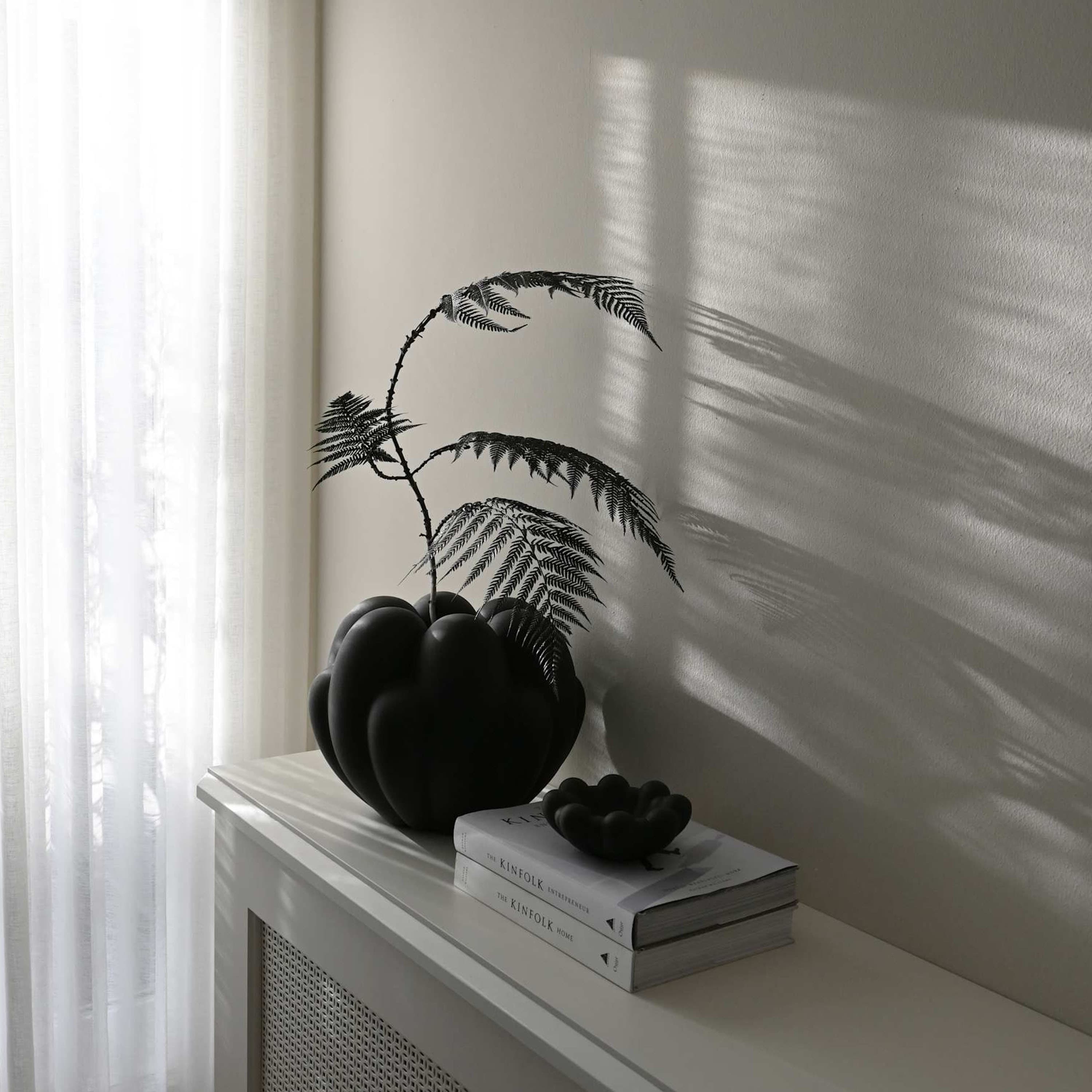 Bloom Vase Chocolate Brown Petit