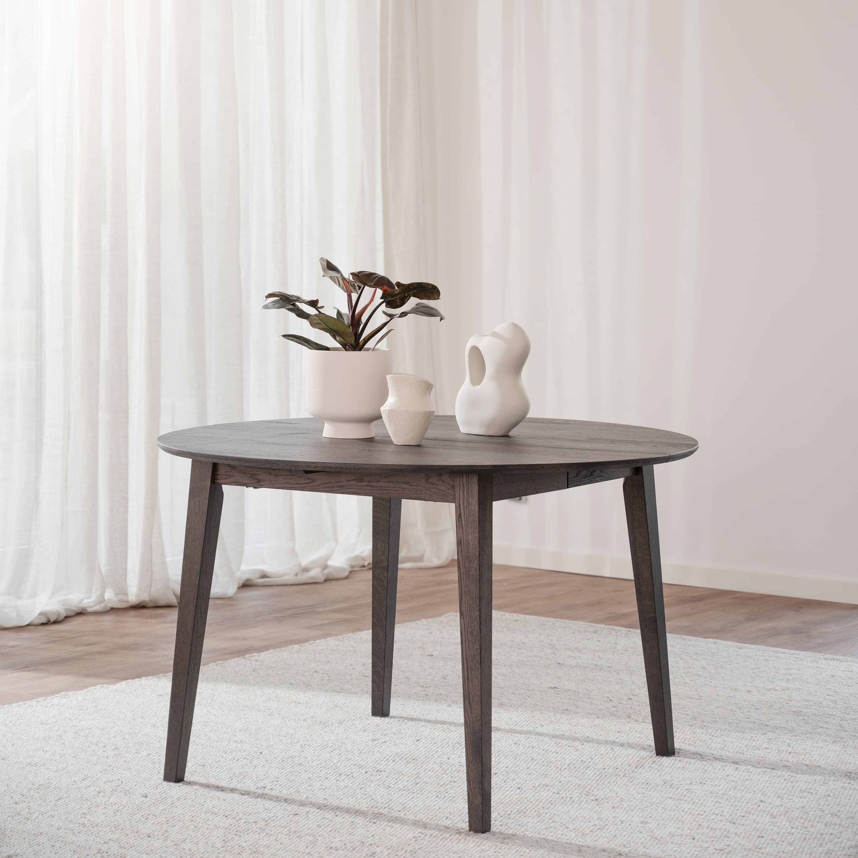 Filippa Dining Table Brown Ø120/165cm