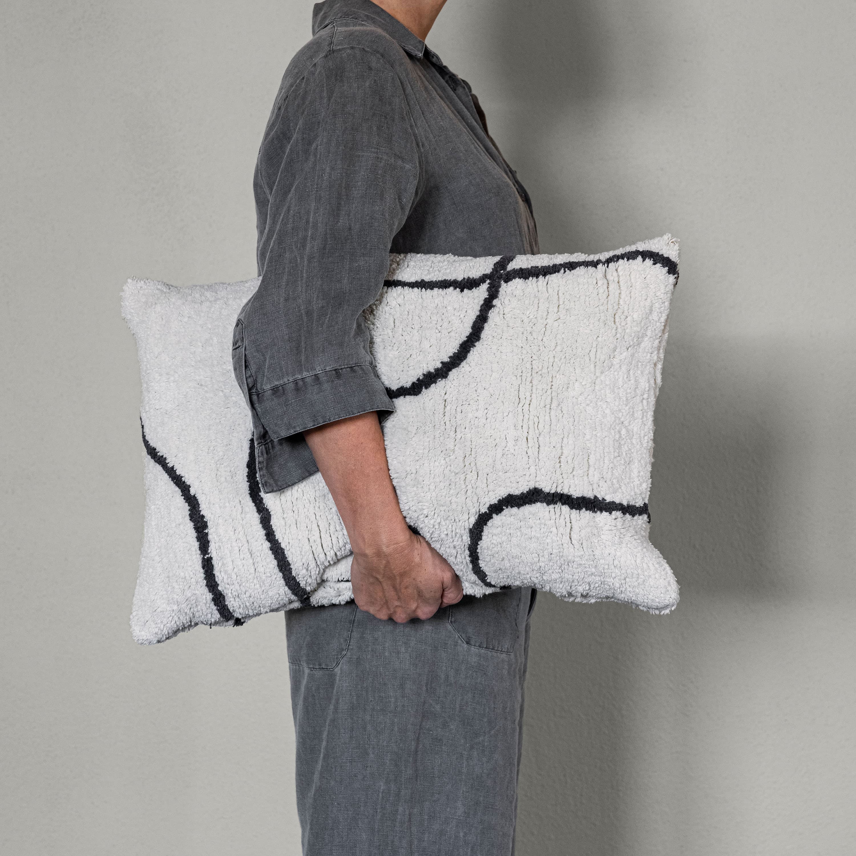 Shadow Kuddfodral Off-white 40x60