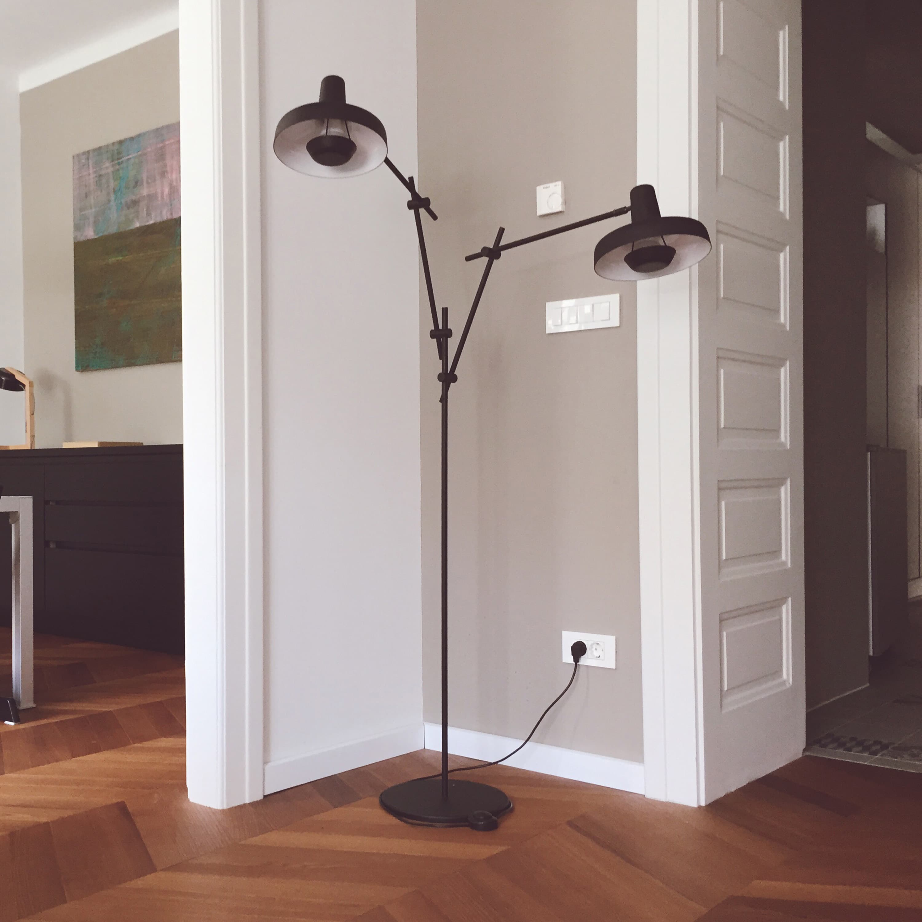 Arigato Floor Lamp Double Black