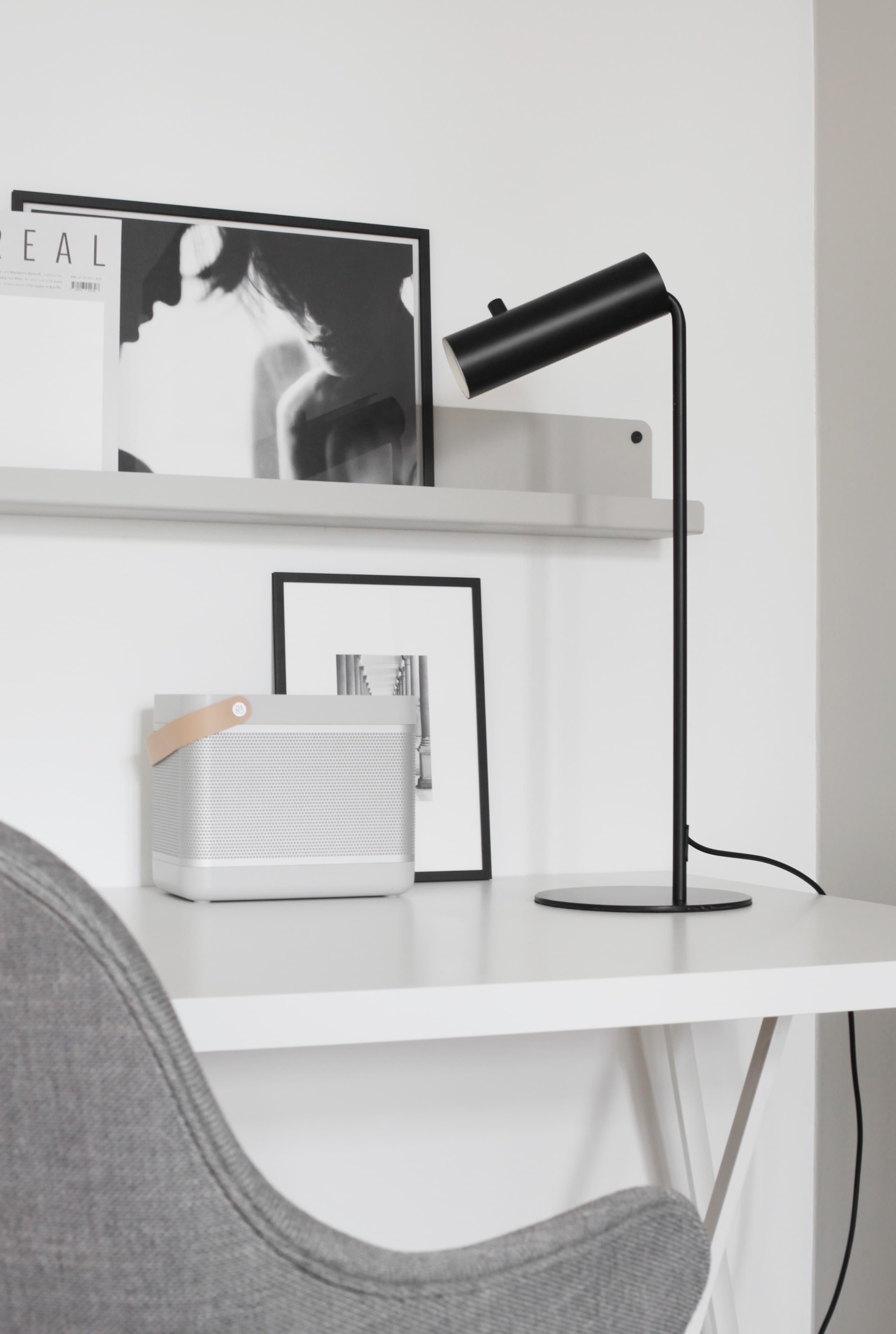 MIB 6 Table Lamp Black