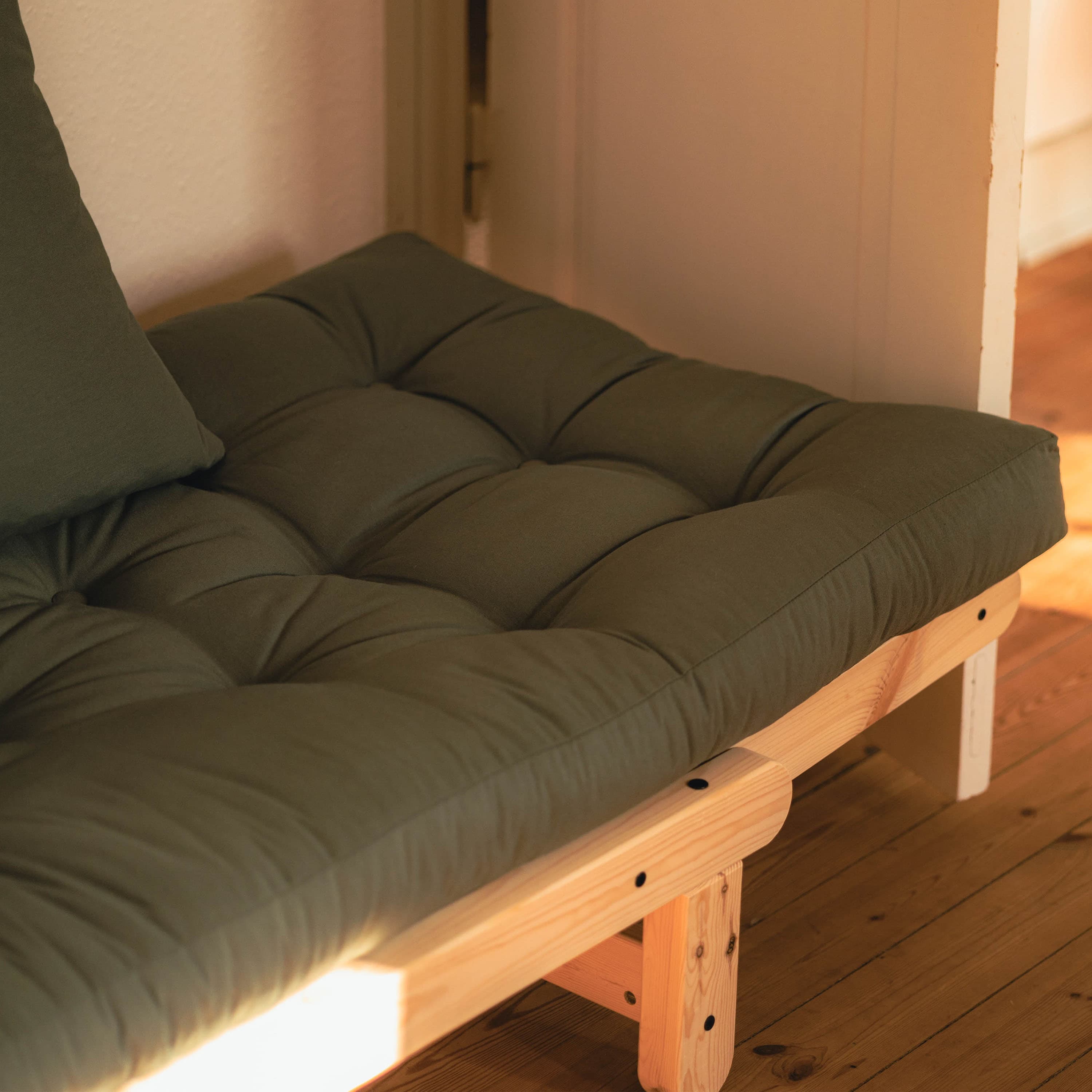 Beat Schlafsofa Natur/Olivgrün 200cm