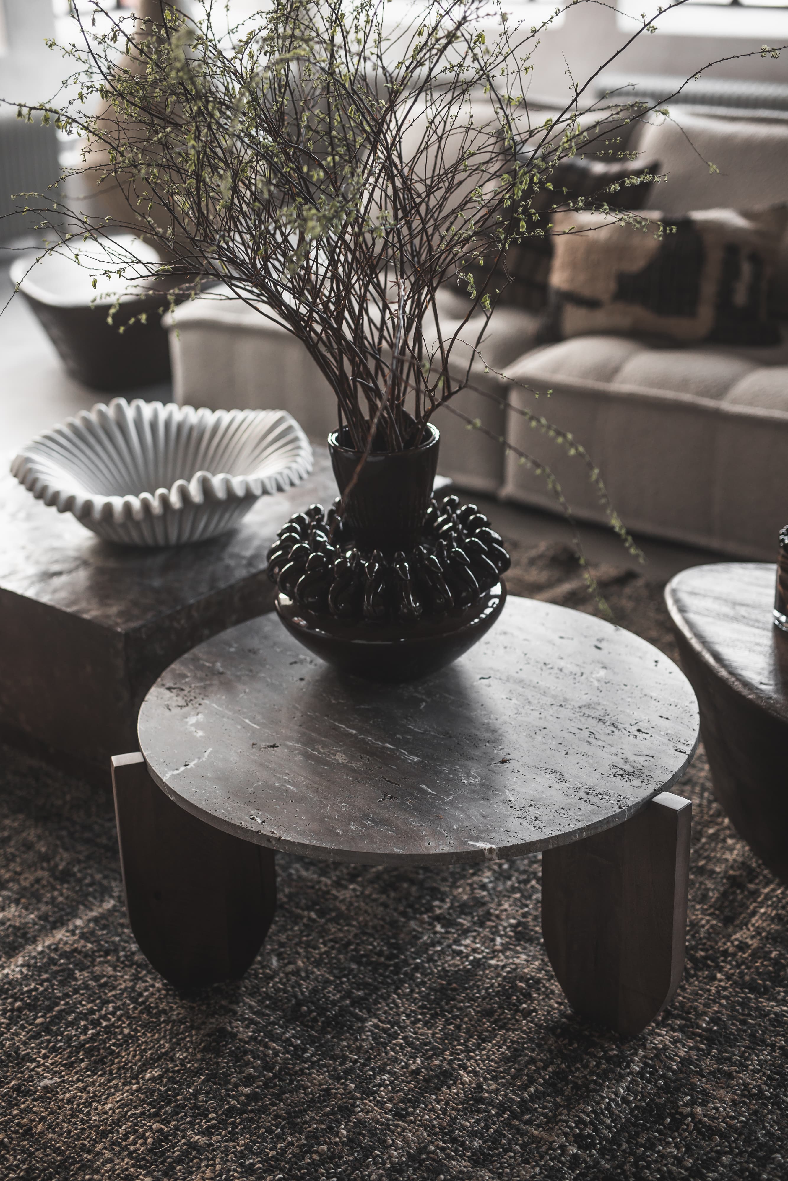 Tabella Coffee Table Travertine Grey Ø100