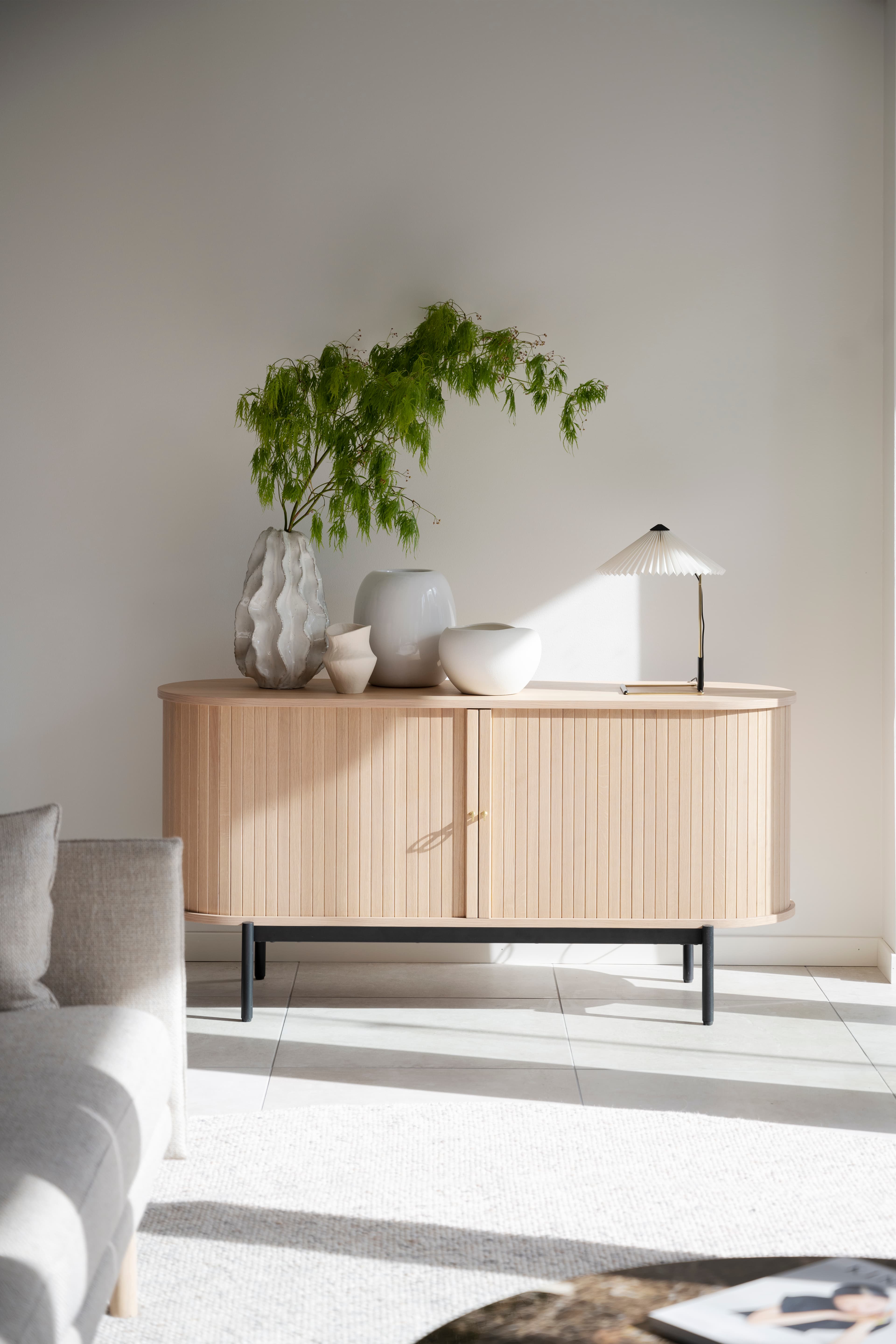 Haddington Sideboard White Pigmented/Black 142cm