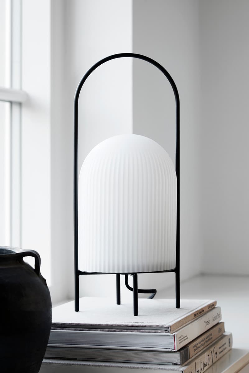 Ghost Tischlampe Schwarz
