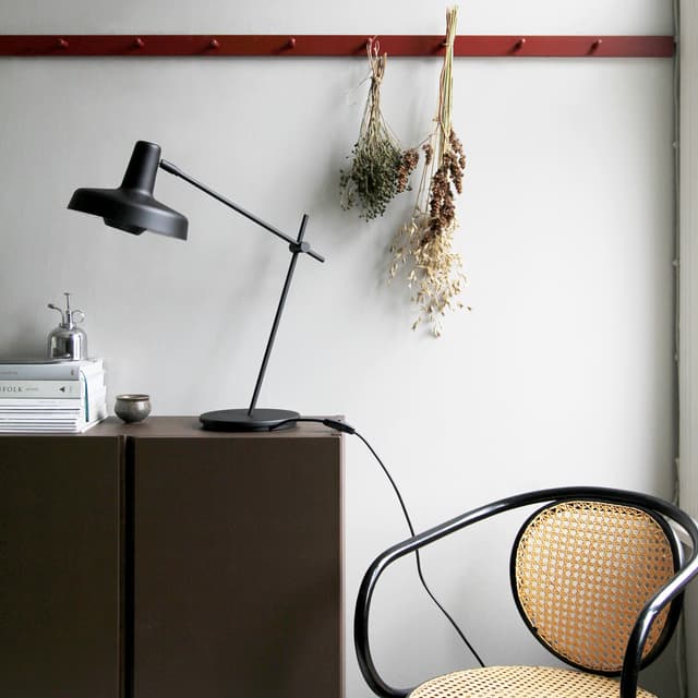 Arigato Table Lamp Palace Black