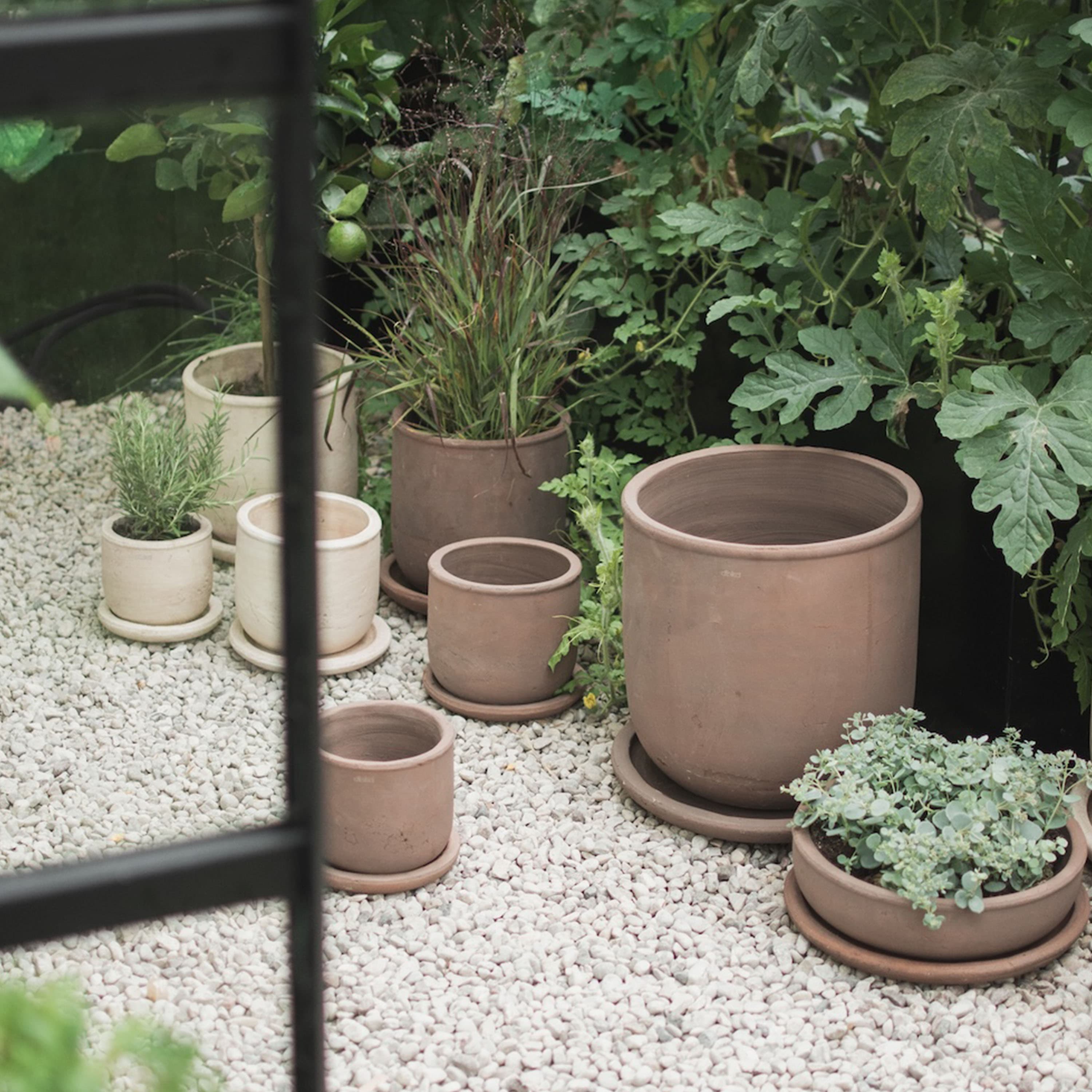 Terra Blumentopf Braun Ø18