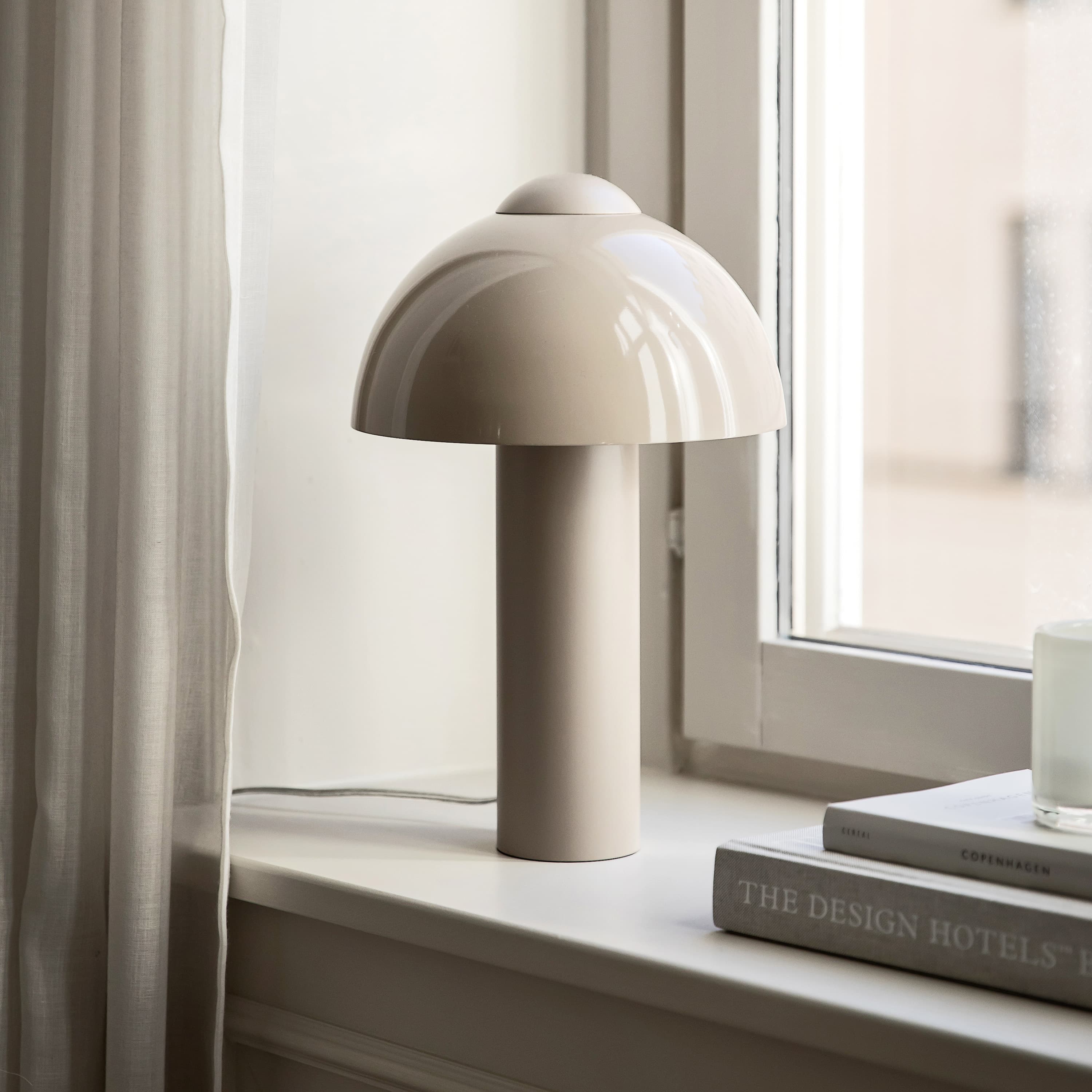 Buddy Tischlampe Sand 23