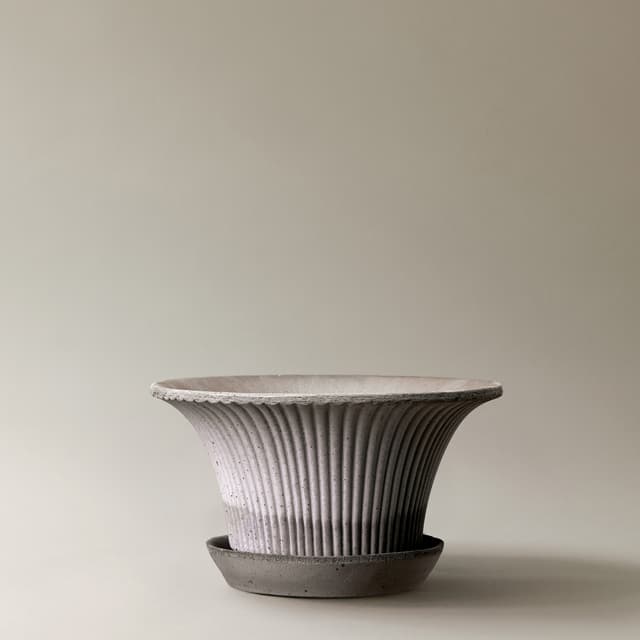 Daisy Pot with Saucer Raw Grey Terracotta Ø25