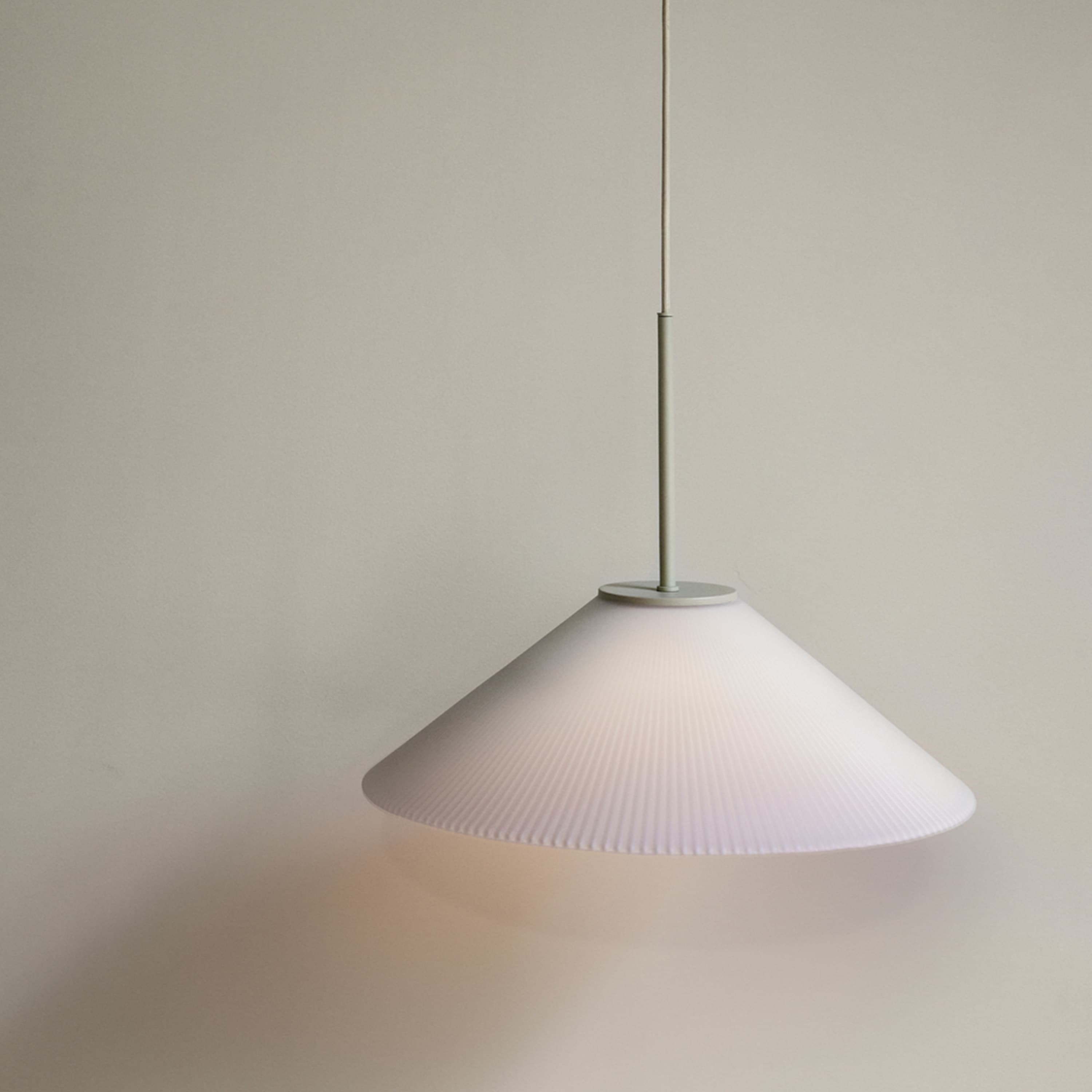 Solid Pendelleuchte White/Sand Ø44