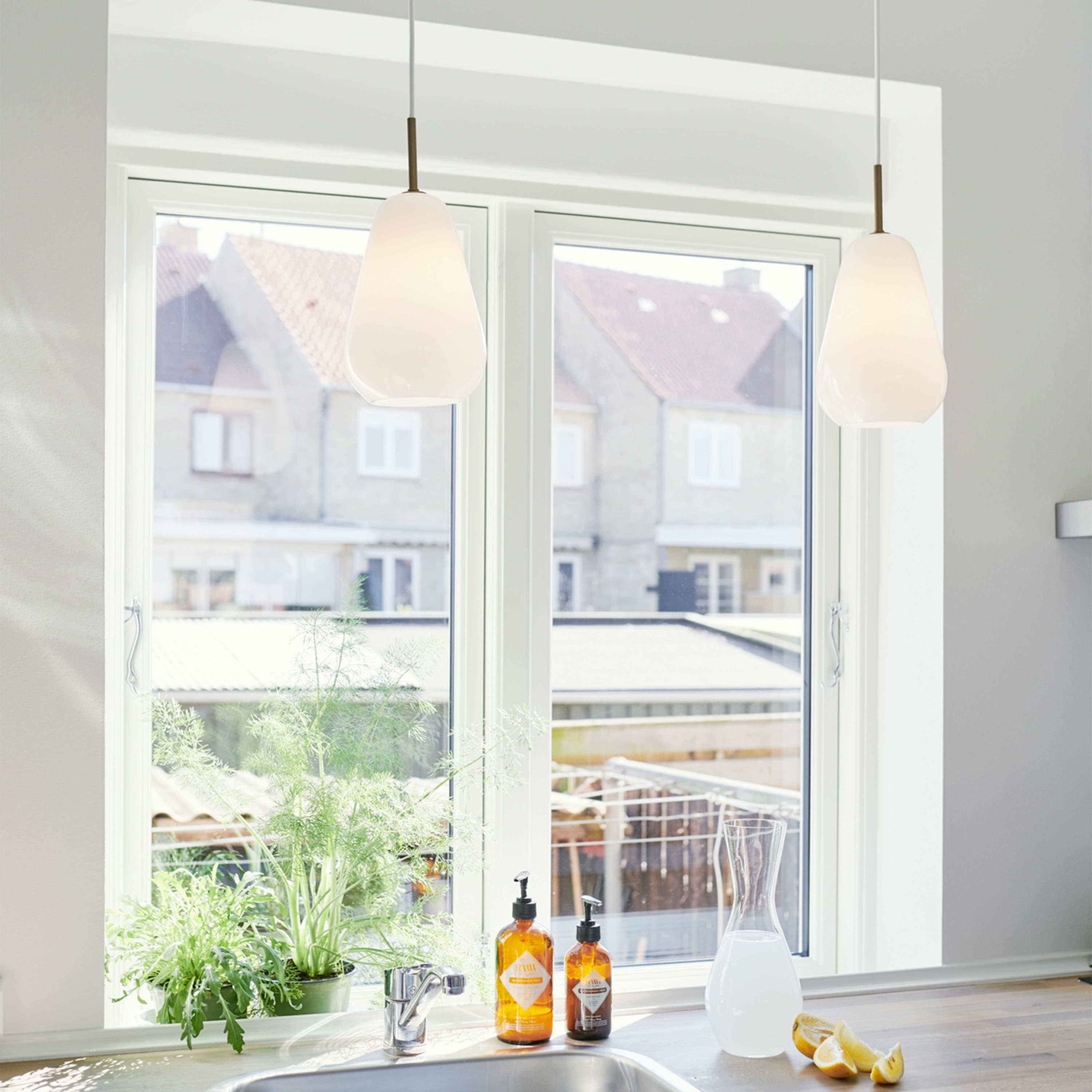 Anoli 1 ceiling lamp Nordic Gold/Opal Small