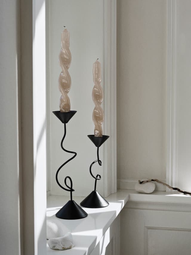 Selma Candle Holder Black 19cm