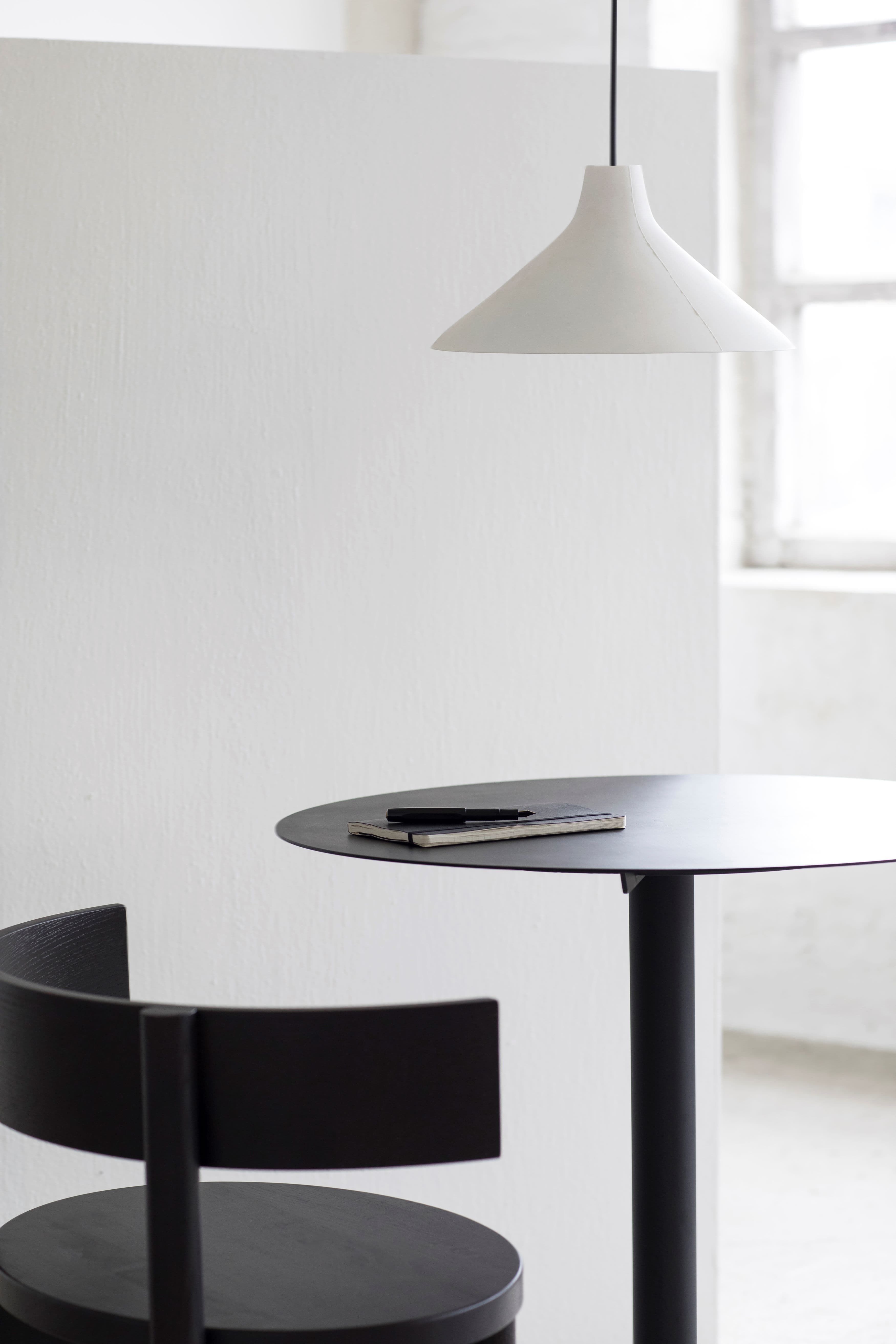 Seam Ceiling Lamp White Large