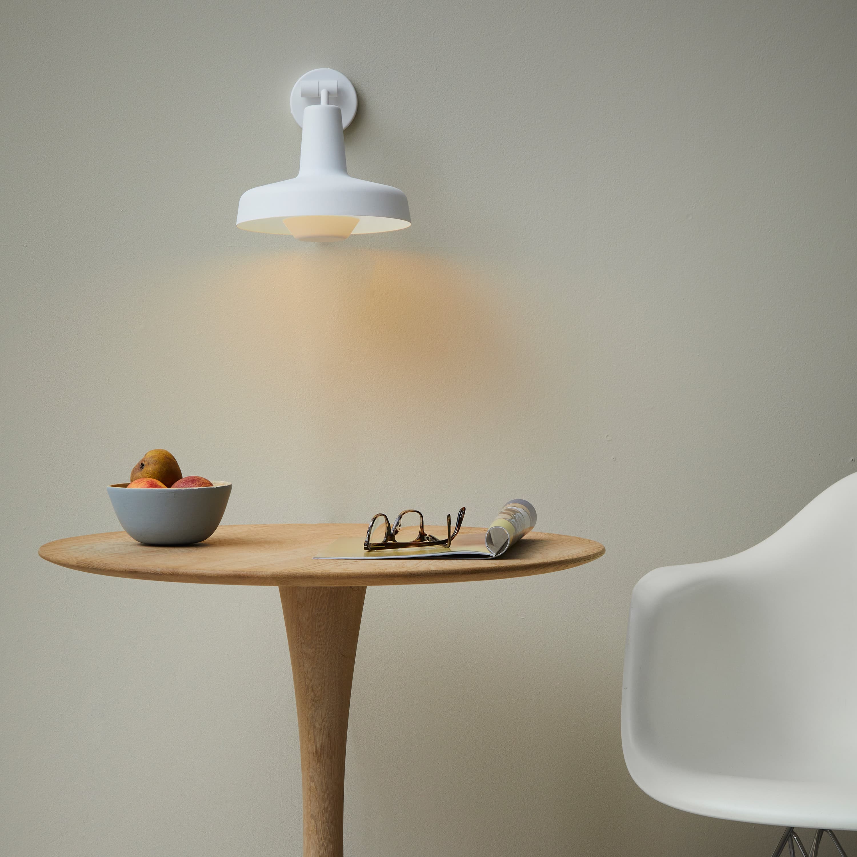 Arigato Wall Lamp Extra Short White