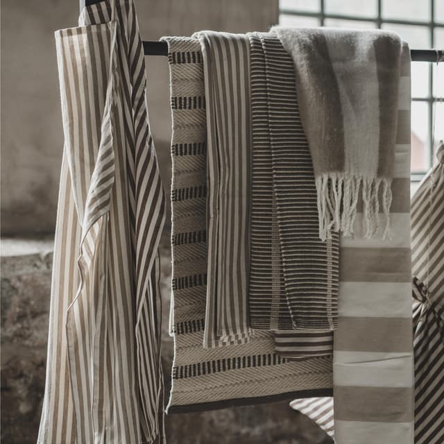 Zara Blockstripe Throw Beige/White 130x170