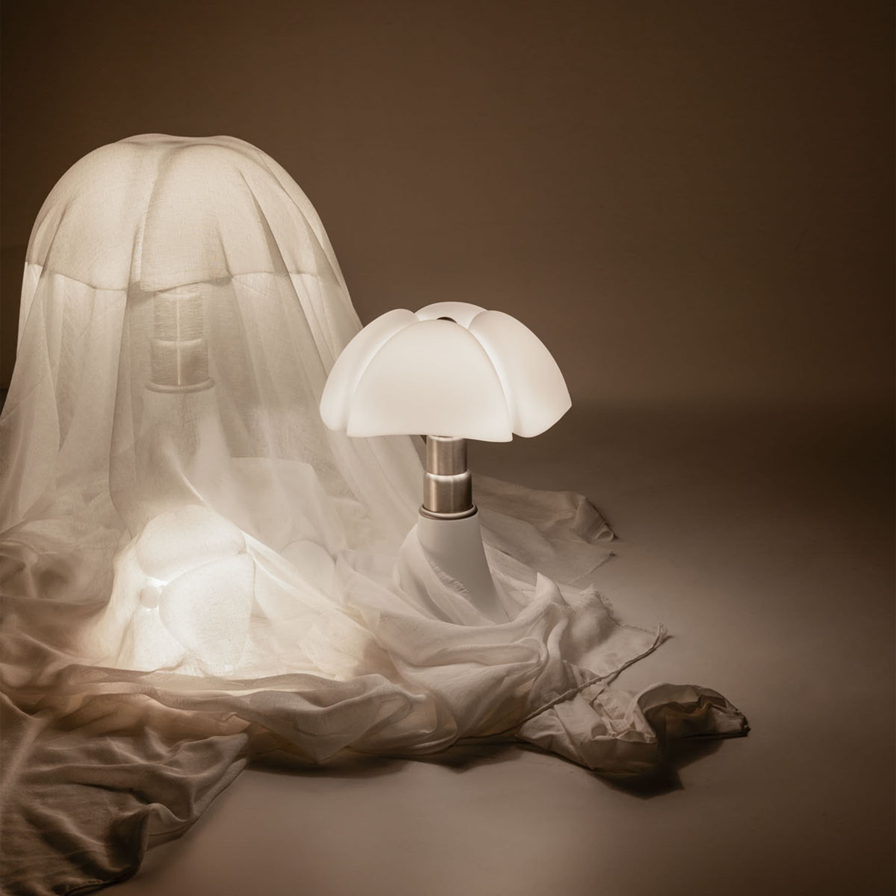 Pipistrello Medio Tischlampe Dimmbar LED Mattweiß