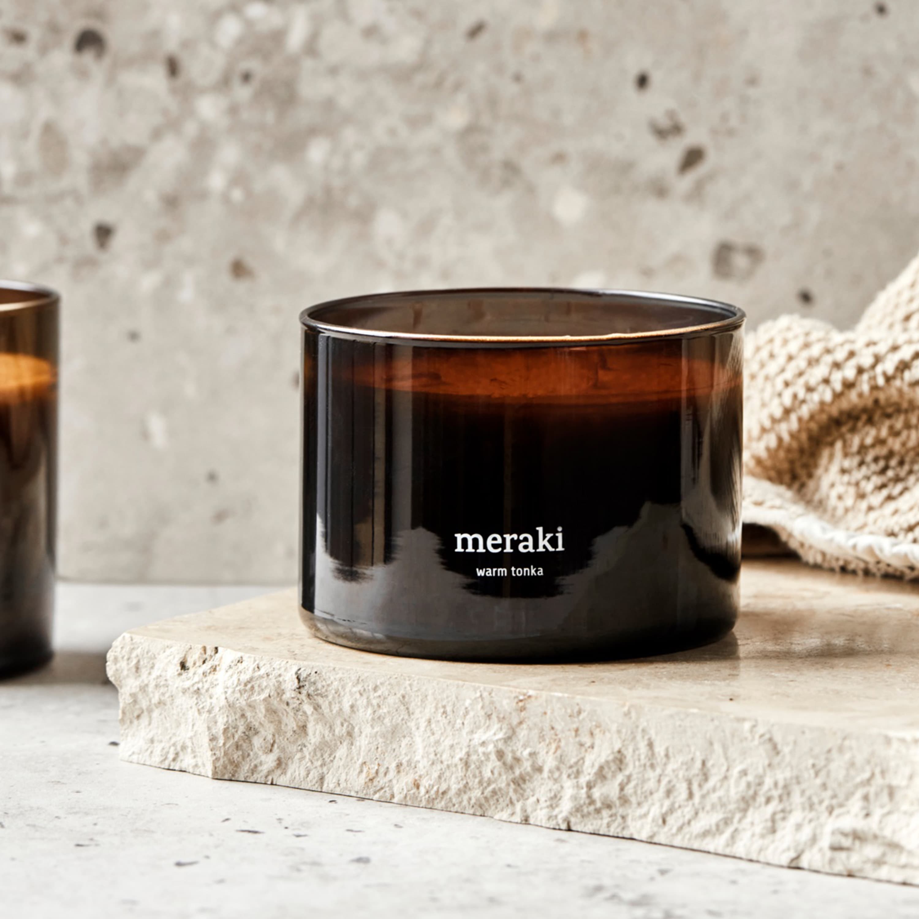 Warm Tonka Scented Candle 340g