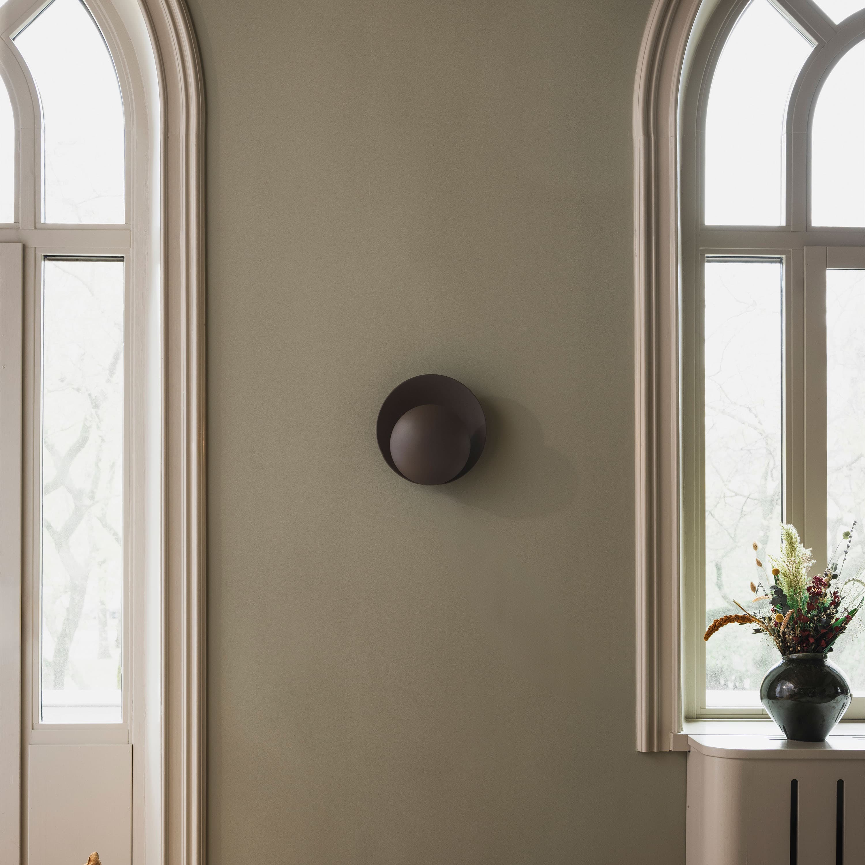 Orbit Vägglampa Mocha