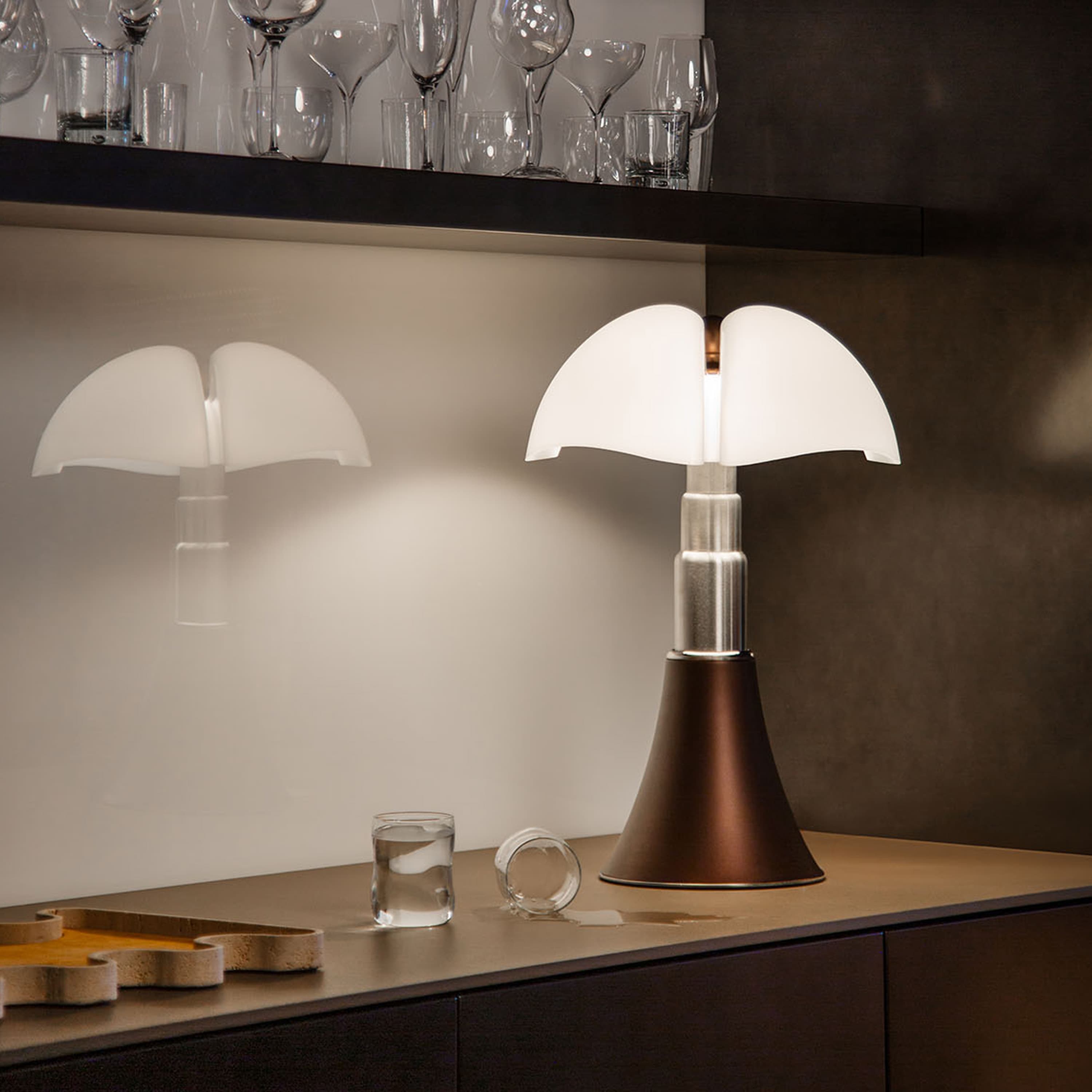 Pipistrello Medio Tischlampe Dimmbar LED Bronze
