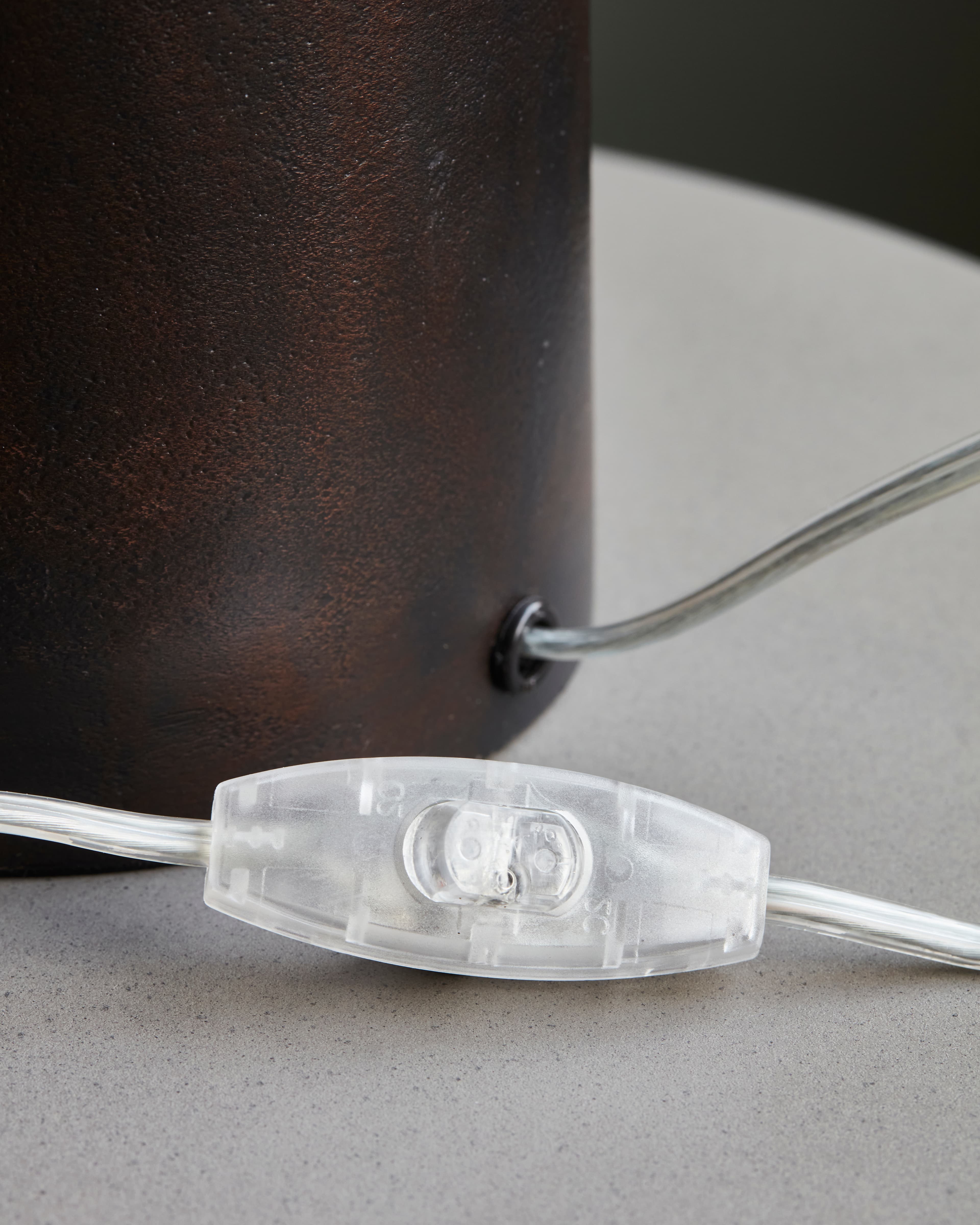 Note Tischlampe Messing Ø28