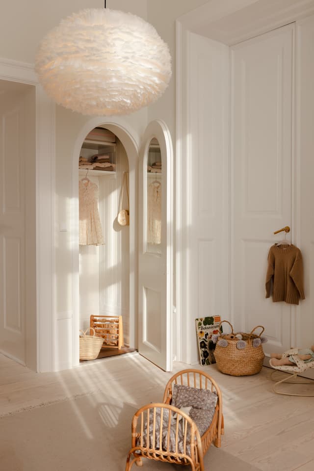 Eos Feather Lamp White XL