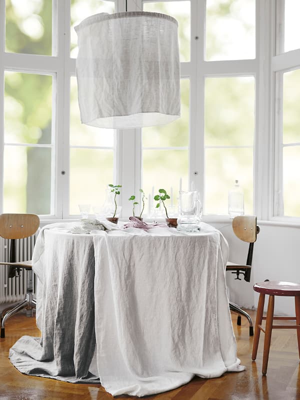 Lovely Tischdecke aus Leinen Hellgrau 145x300cm
