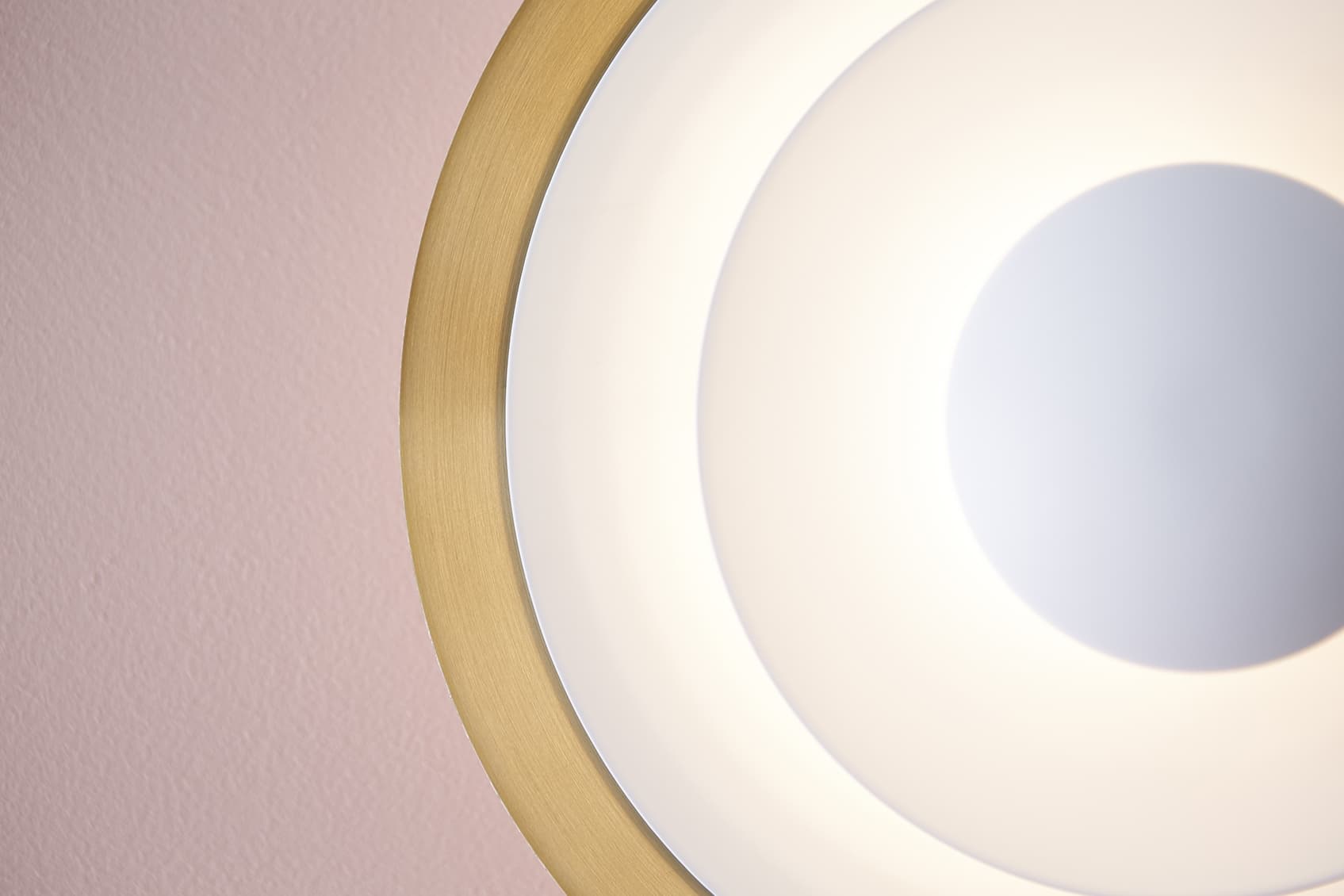 Diablo LED Wandleuchte Messing Ø30