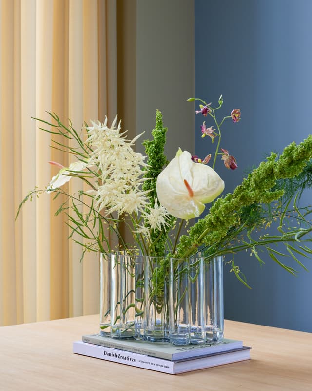 Umber Vase Klar