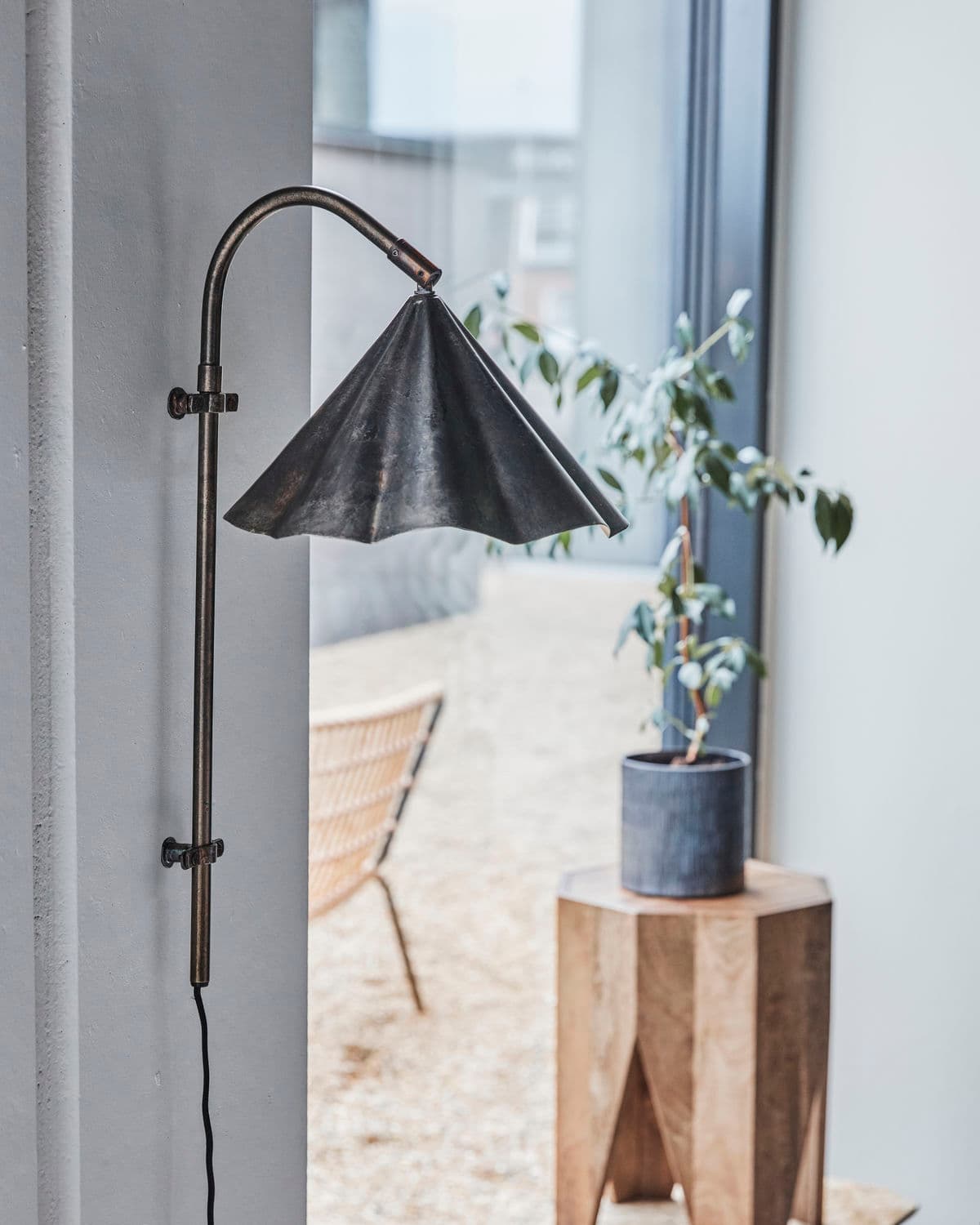Flola Wandleuchte Antikbraun Ø25