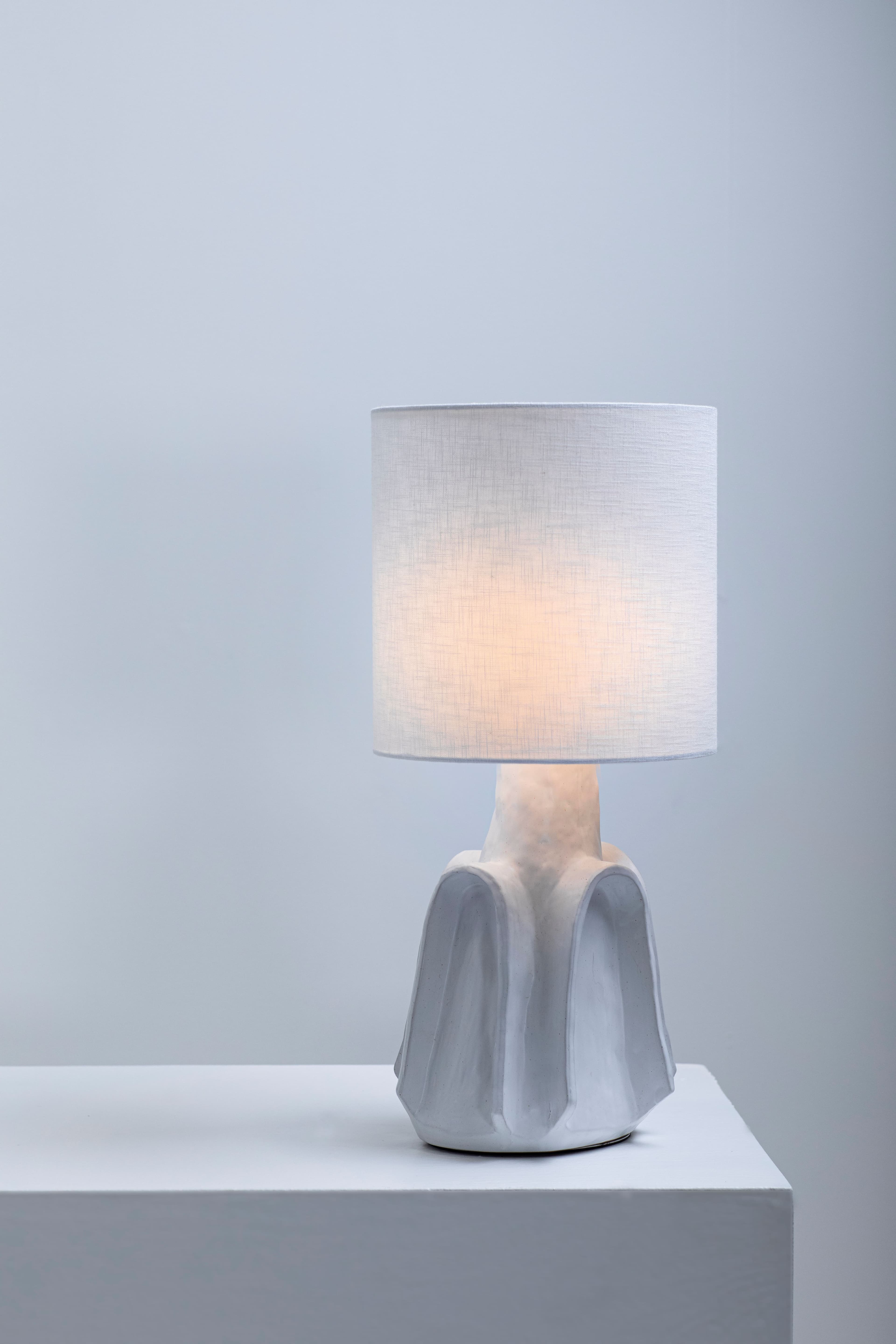 Billy Tischlampe Weiß 02