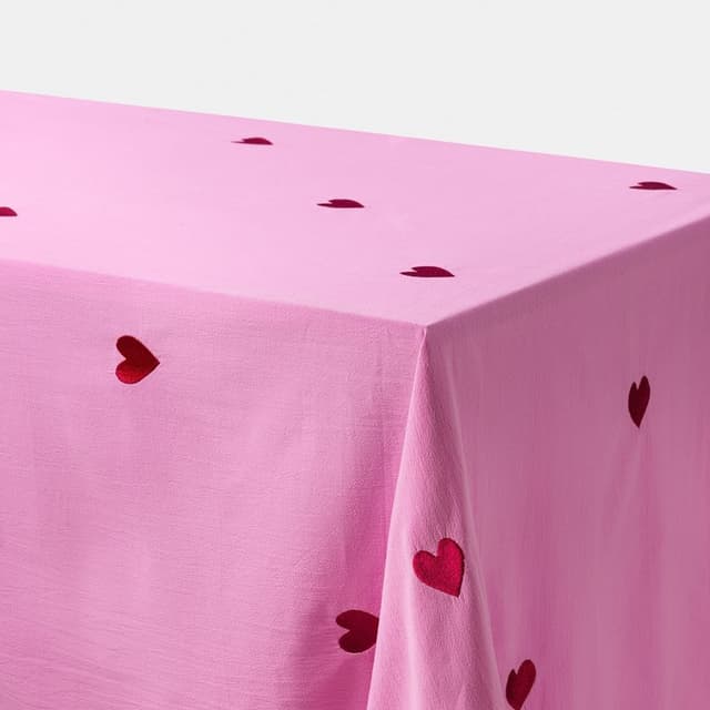 Pink Hearts Tischdecke 145x330