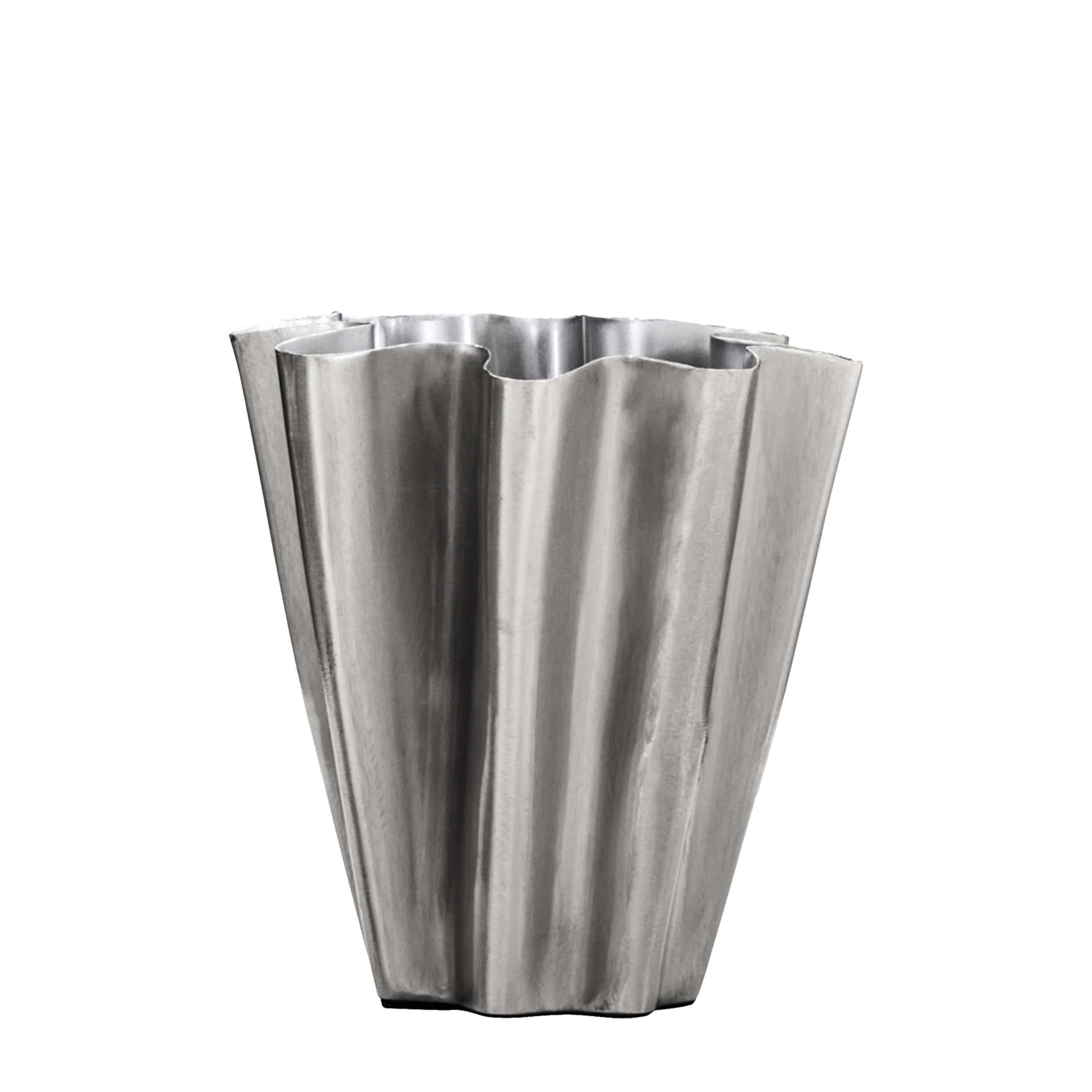 Flood Vase Brushed silver finish 13cm
