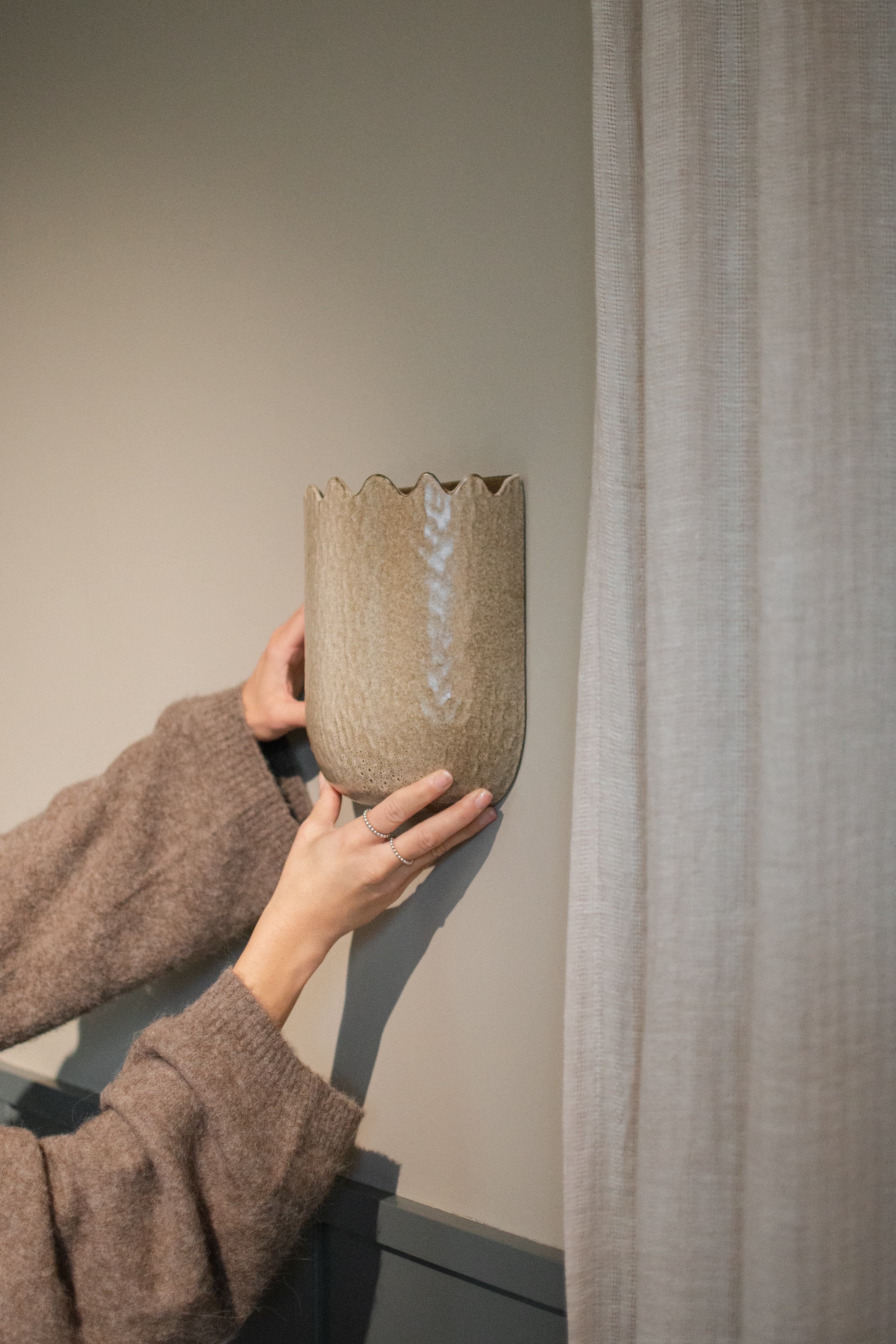Flowery Wandtopf Beige Klein