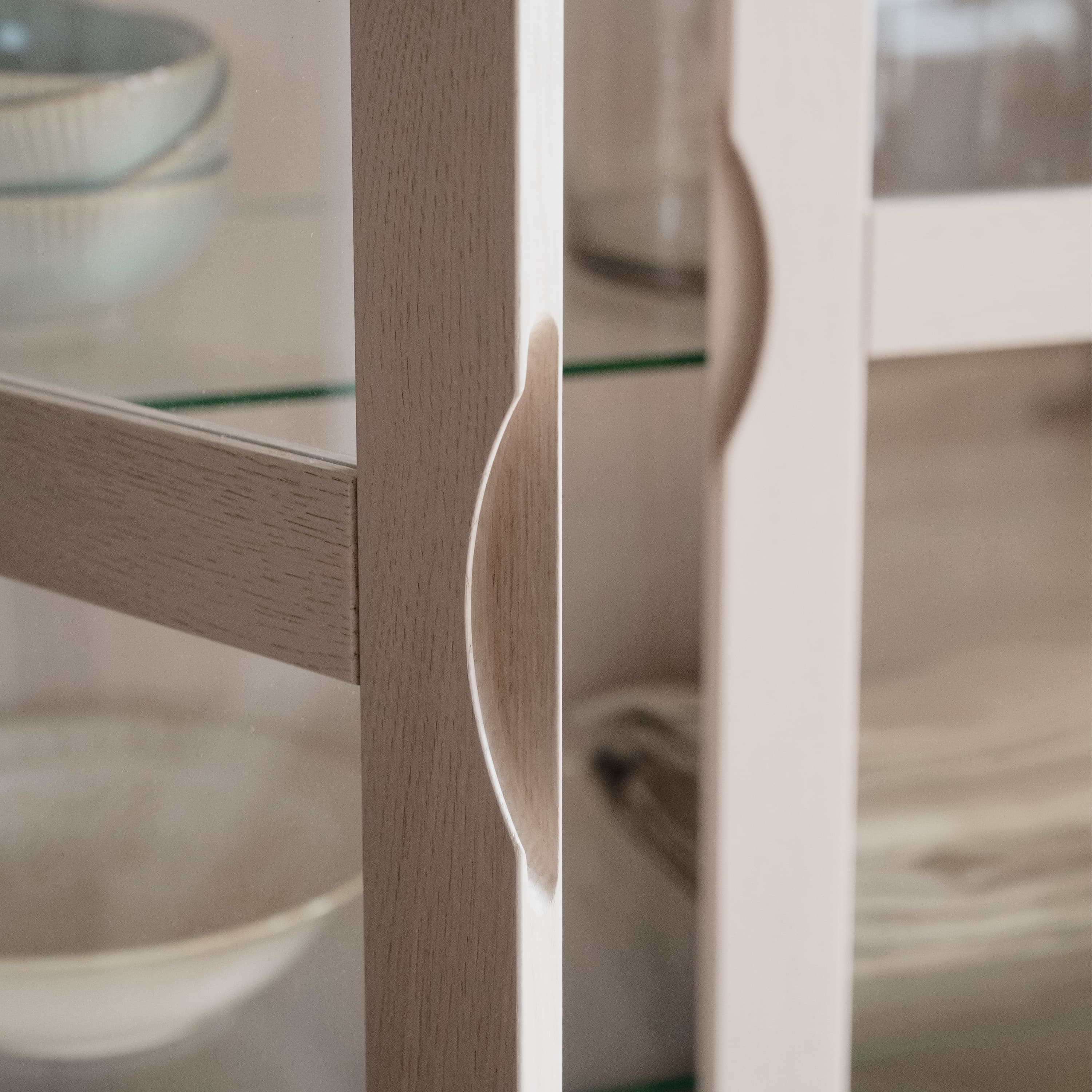 Filippa Glass Cabinet White Pigmented 185cm