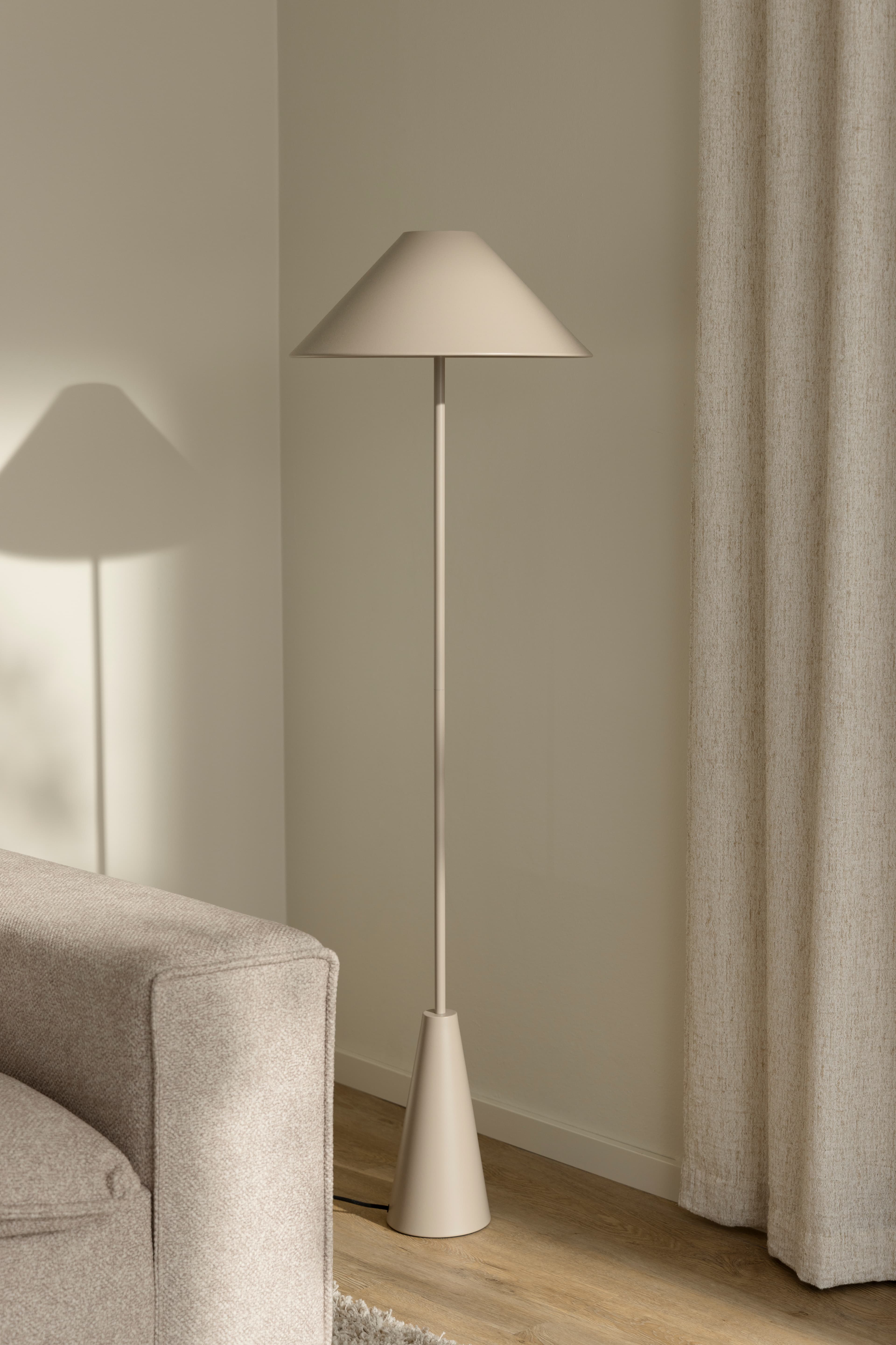 Cannes Bodenlampe Mud